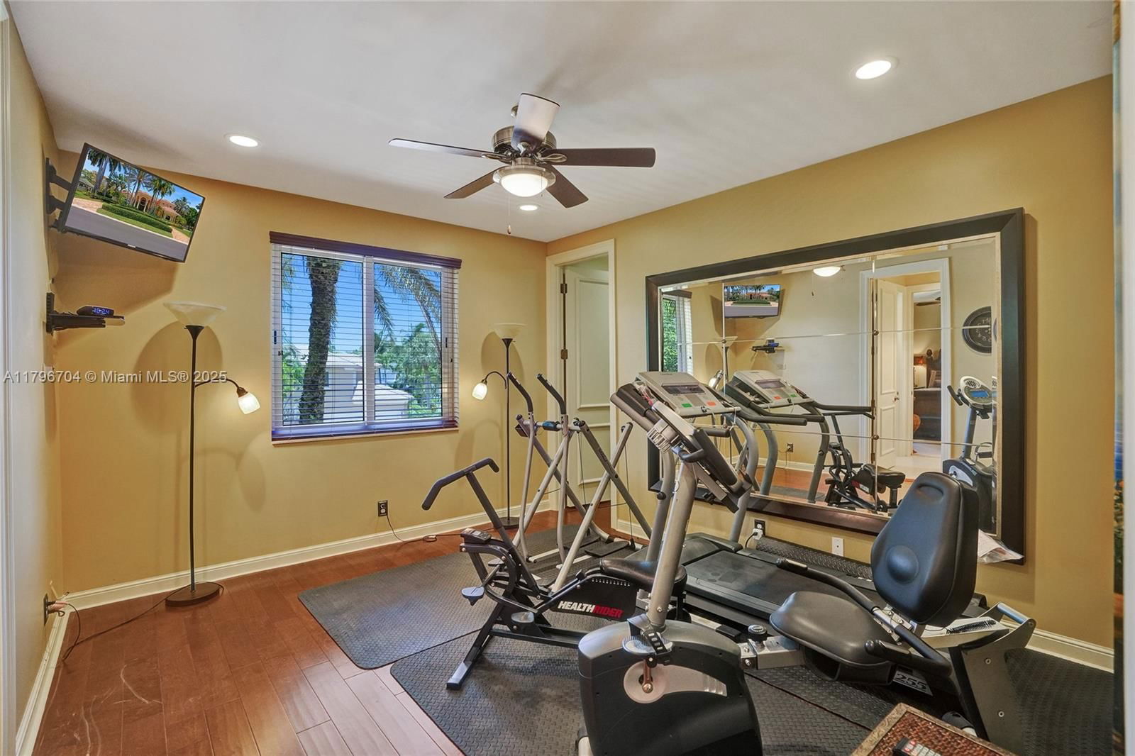 Real estate property located at 10233 66th Dr, Broward, Fox Ridge Estates, Parkland, FL