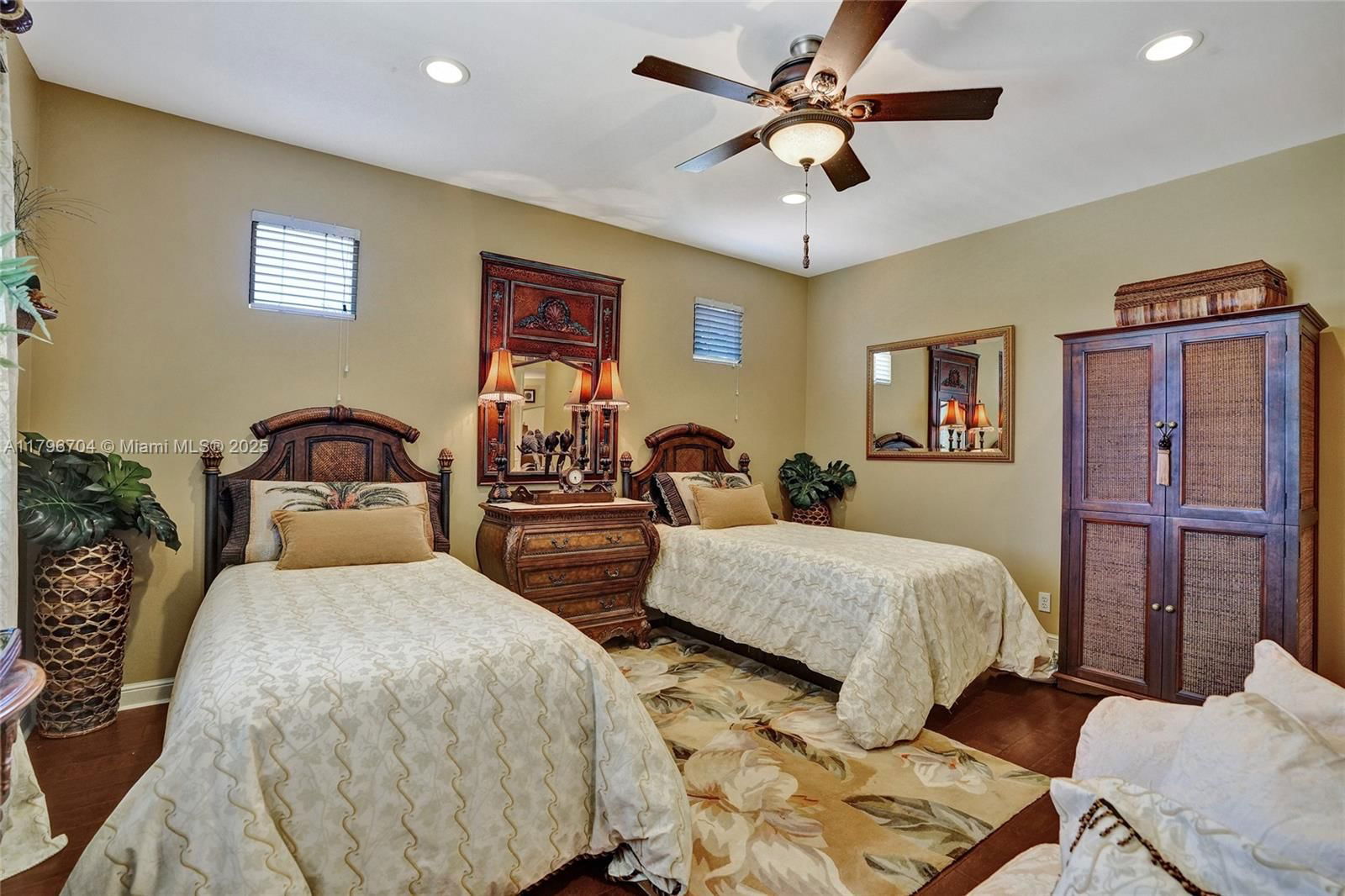 Real estate property located at 10233 66th Dr, Broward, Fox Ridge Estates, Parkland, FL