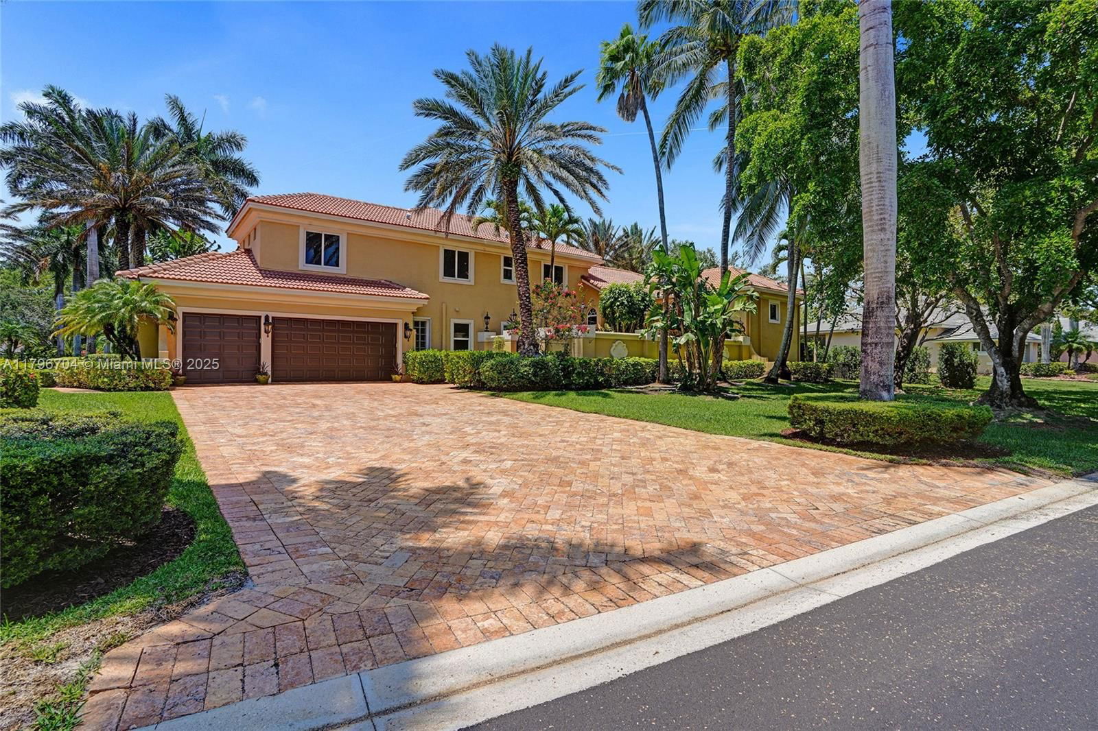 Real estate property located at 10233 66th Dr, Broward, Fox Ridge Estates, Parkland, FL