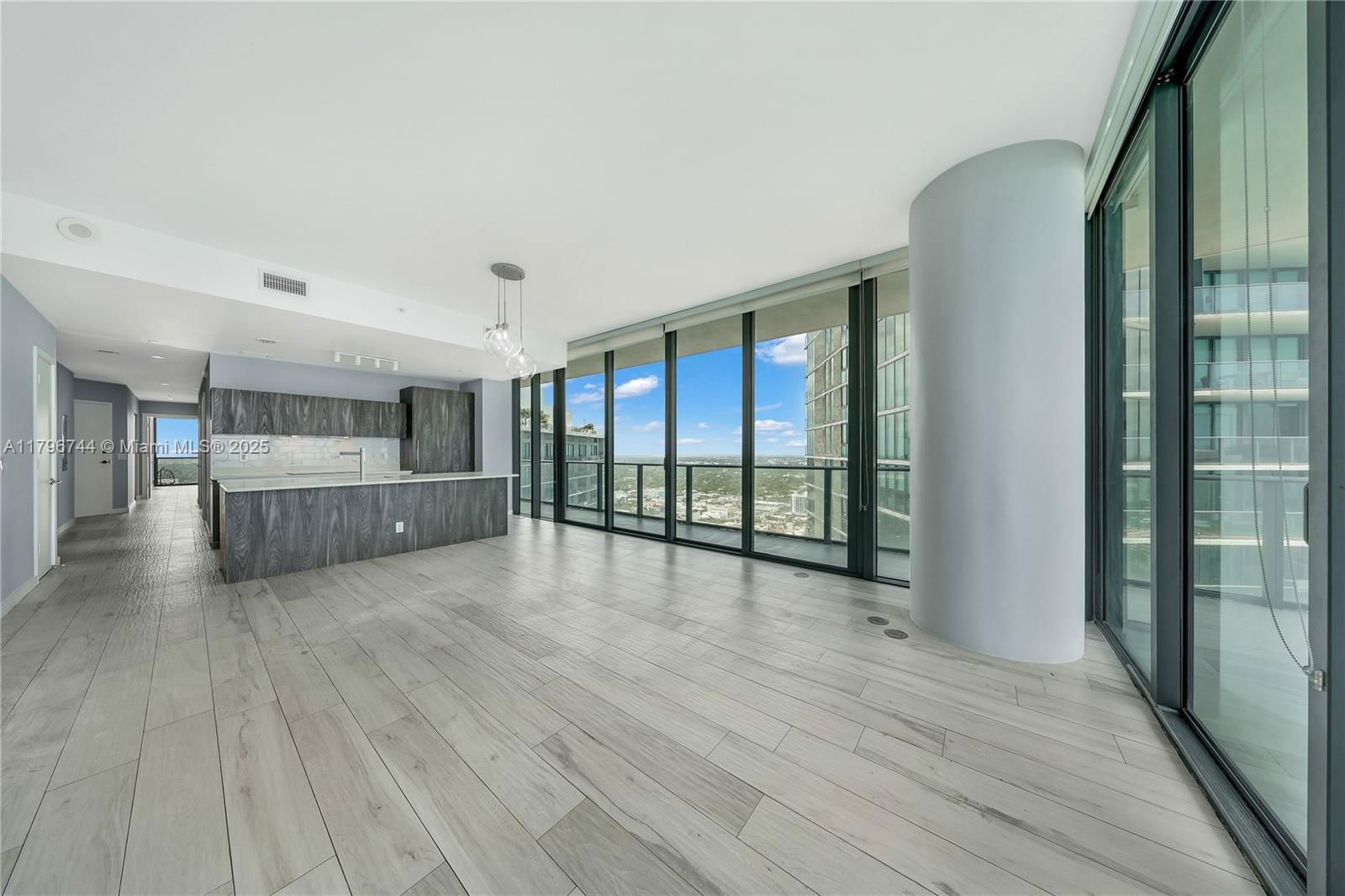 Real estate property located at 480 31st St #4307, Miami-dade, Gran Paraiso Condo, Miami, FL