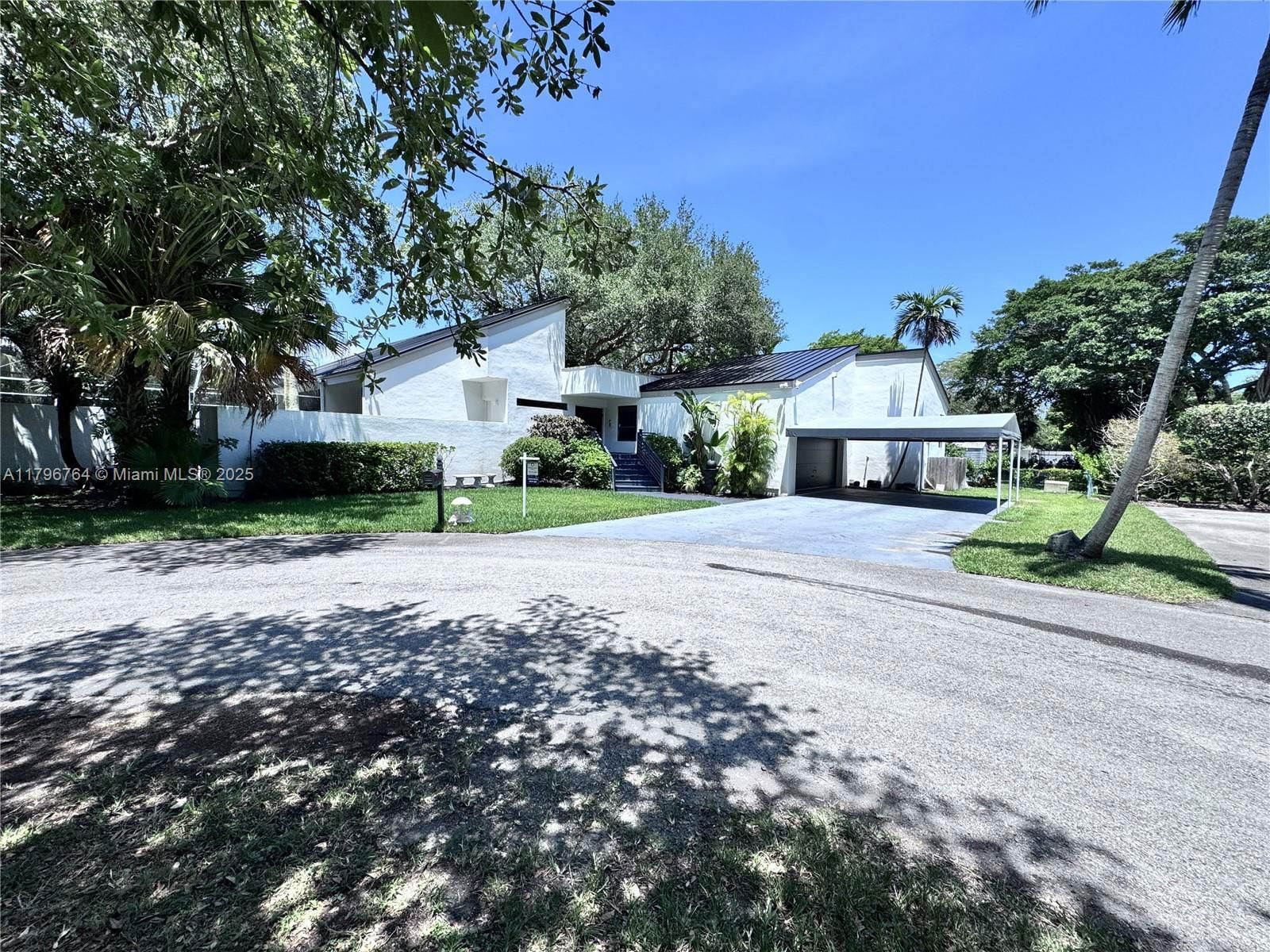 Real estate property located at 7605 160th Ter, Miami-dade, Lilgerdon Estates, Palmetto Bay, FL