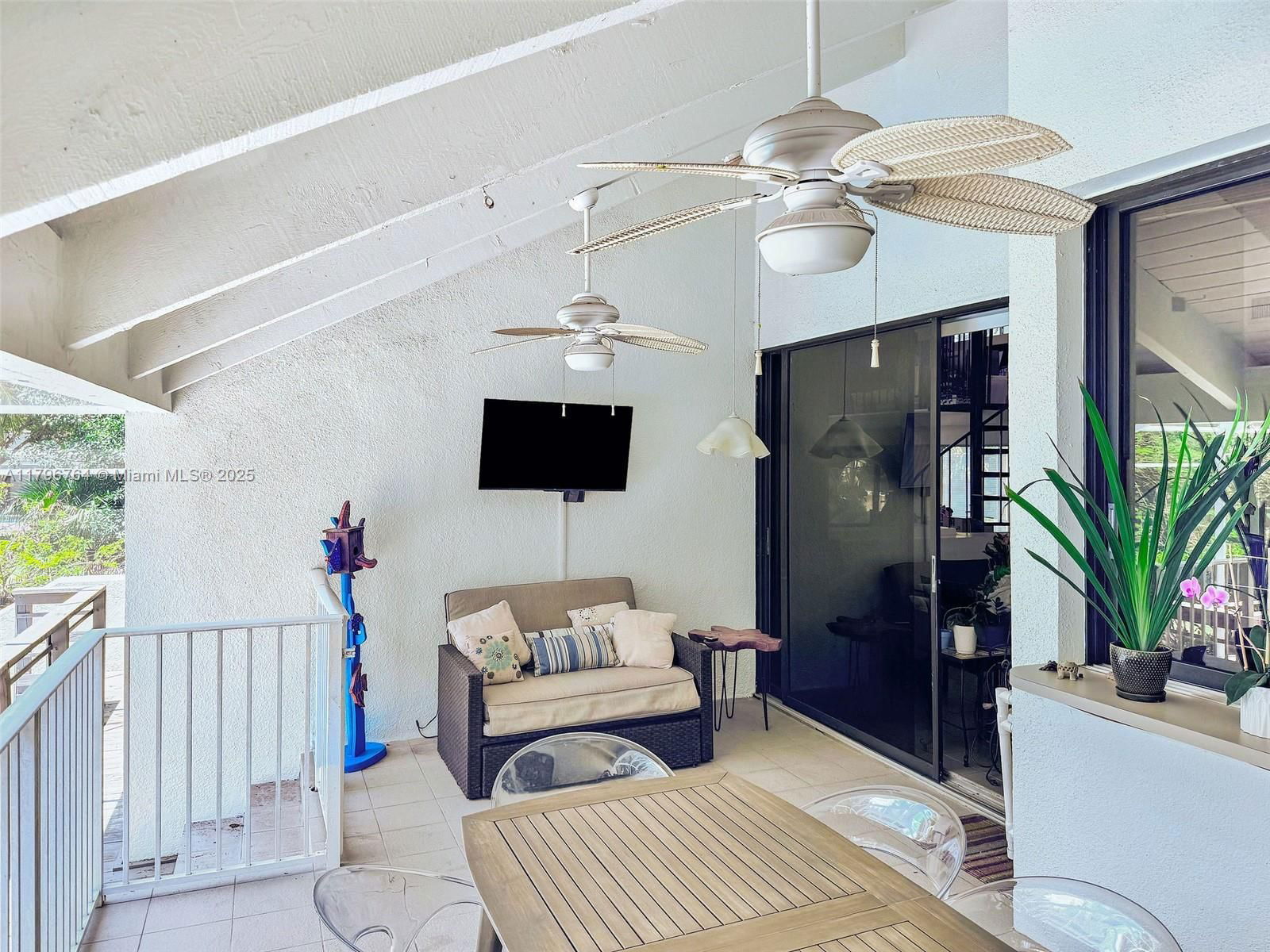 Real estate property located at 7605 160th Ter, Miami-dade, Lilgerdon Estates, Palmetto Bay, FL