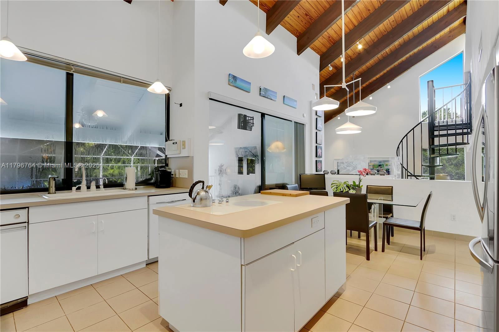 Real estate property located at 7605 160th Ter, Miami-dade, Lilgerdon Estates, Palmetto Bay, FL
