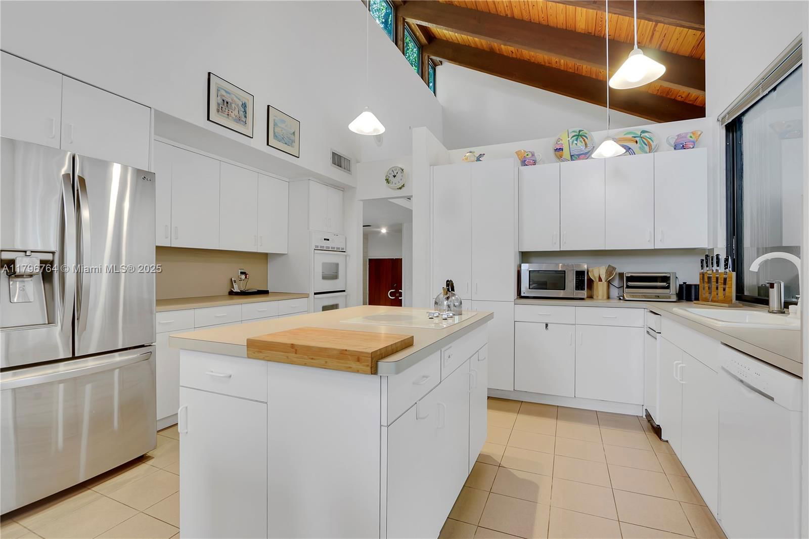 Real estate property located at 7605 160th Ter, Miami-dade, Lilgerdon Estates, Palmetto Bay, FL