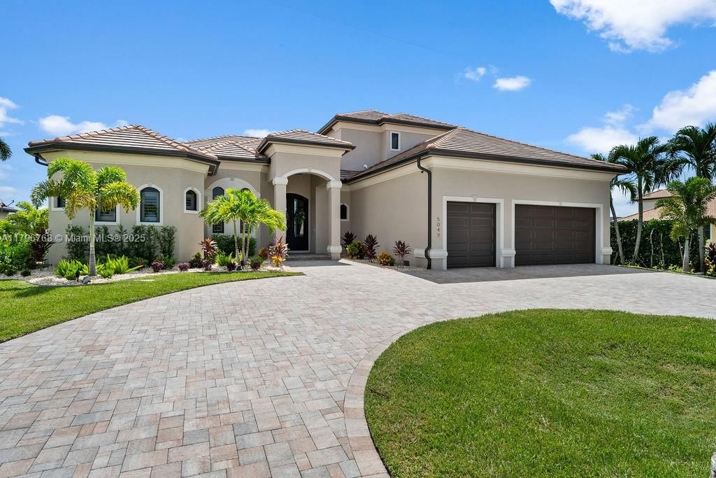 Real estate property located at 5049 Sorrento Ct, Lee, Cape Coral, Cape Coral, FL