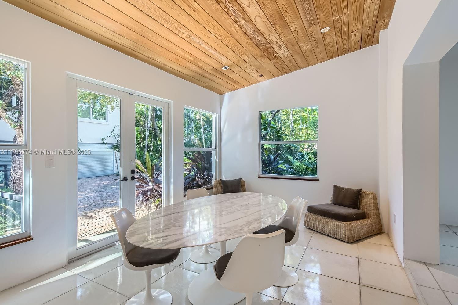 Real estate property located at 5812 Alton Rd, Miami-dade, La Gorce Golf Sub, Miami Beach, FL