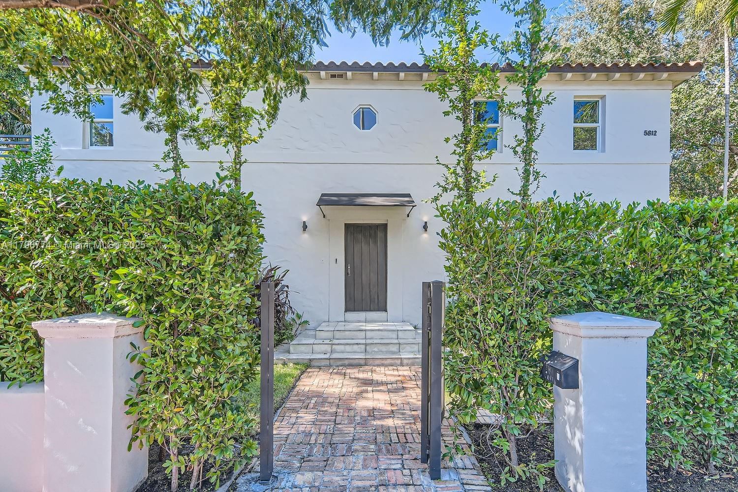 Real estate property located at 5812 Alton Rd, Miami-dade, La Gorce Golf Sub, Miami Beach, FL