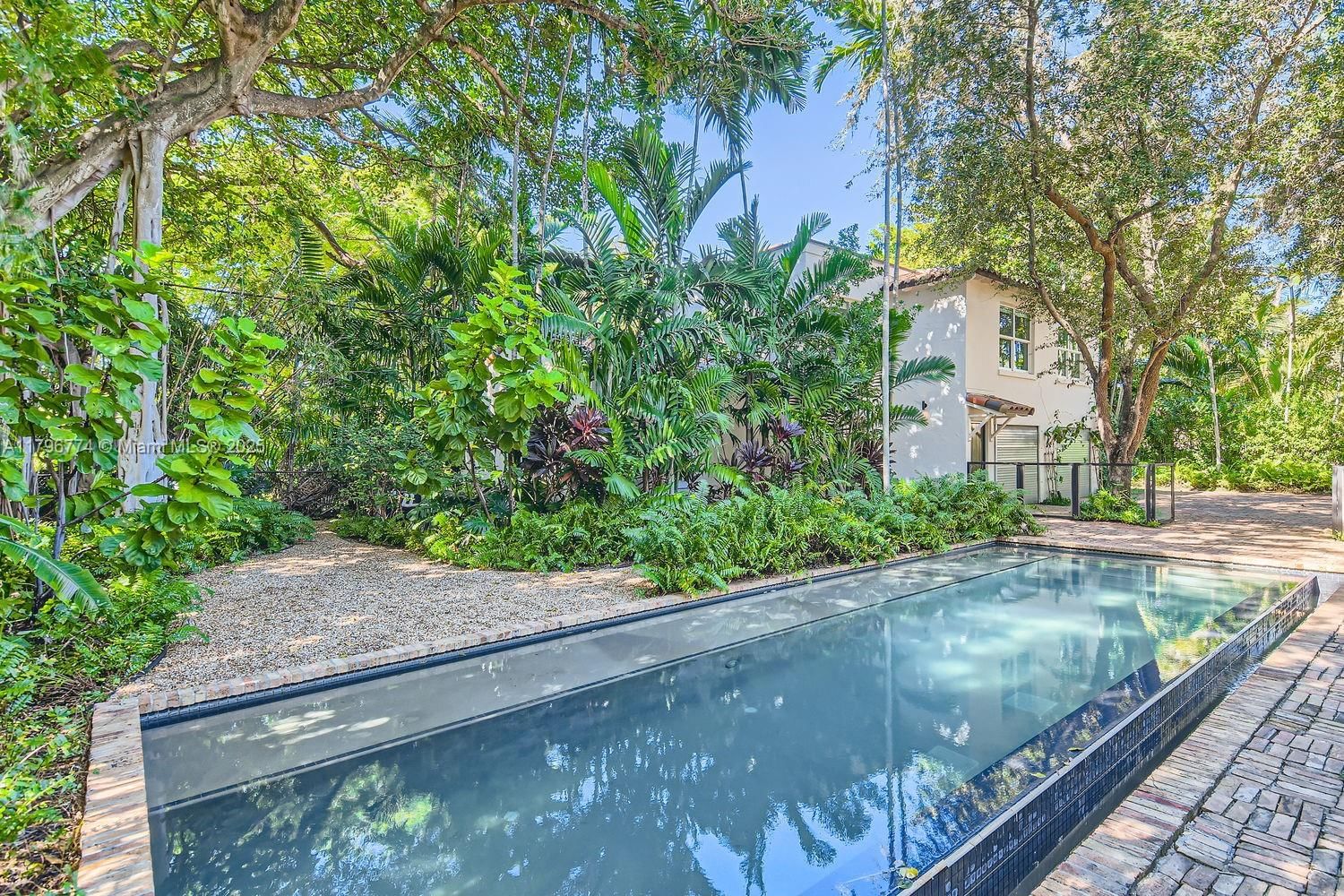Real estate property located at 5812 Alton Rd, Miami-dade, La Gorce Golf Sub, Miami Beach, FL
