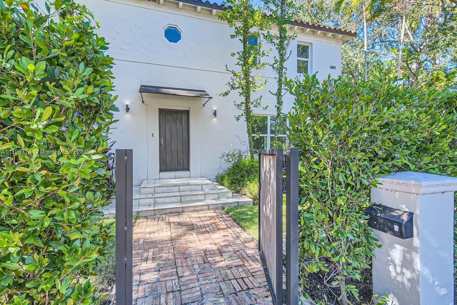 Real estate property located at 5812 Alton Rd, Miami-dade, La Gorce Golf Sub, Miami Beach, FL