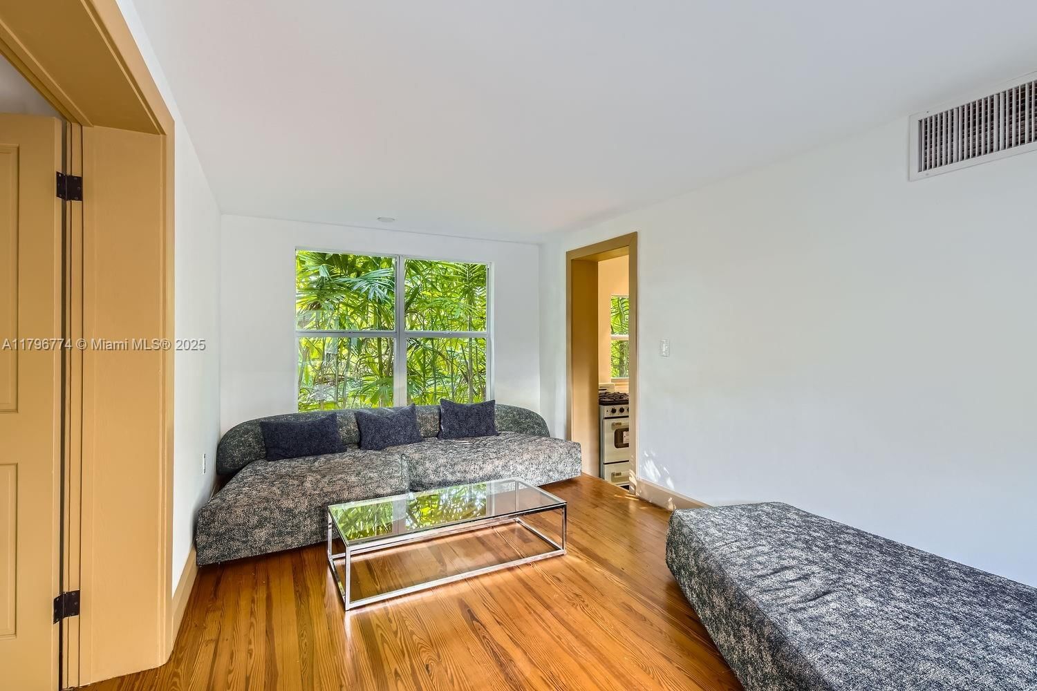 Real estate property located at 5812 Alton Rd, Miami-dade, La Gorce Golf Sub, Miami Beach, FL
