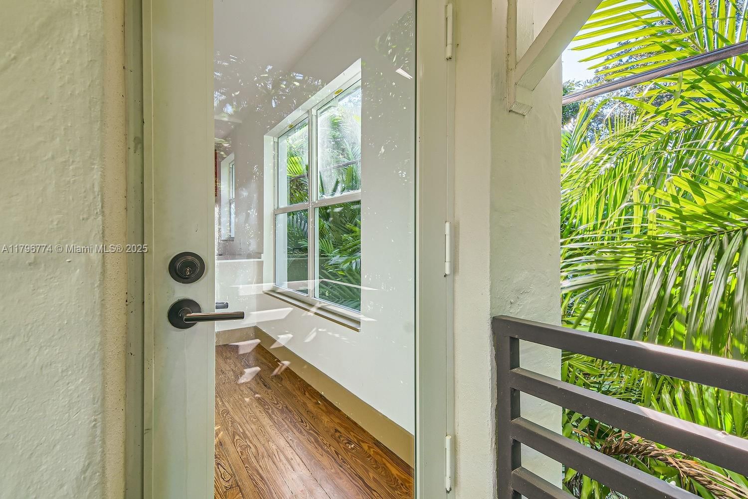 Real estate property located at 5812 Alton Rd, Miami-dade, La Gorce Golf Sub, Miami Beach, FL