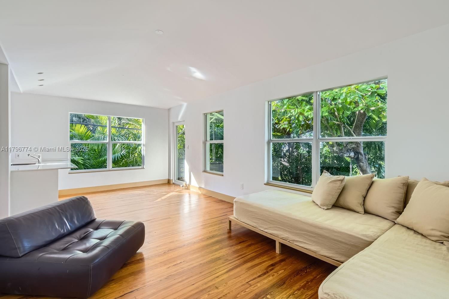 Real estate property located at 5812 Alton Rd, Miami-dade, La Gorce Golf Sub, Miami Beach, FL