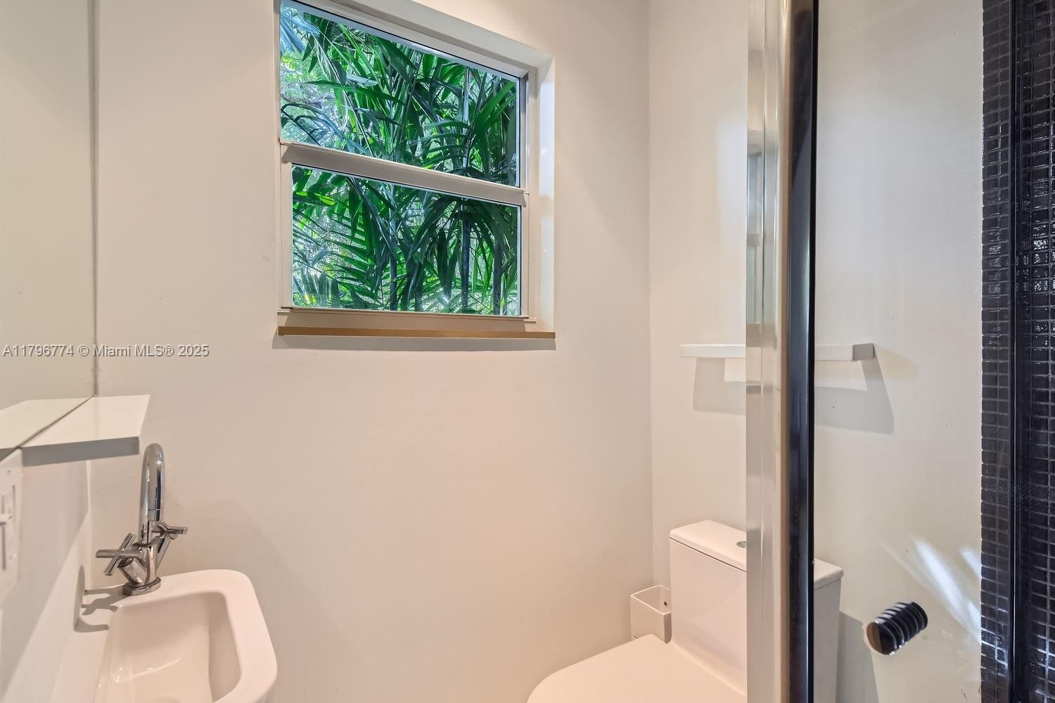Real estate property located at 5812 Alton Rd, Miami-dade, La Gorce Golf Sub, Miami Beach, FL