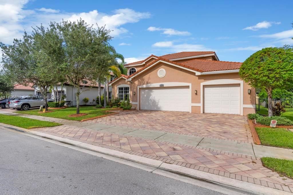 Real estate property located at 4528 183rd Ave, Broward, Sunset Falls Plat 2, Miramar, FL