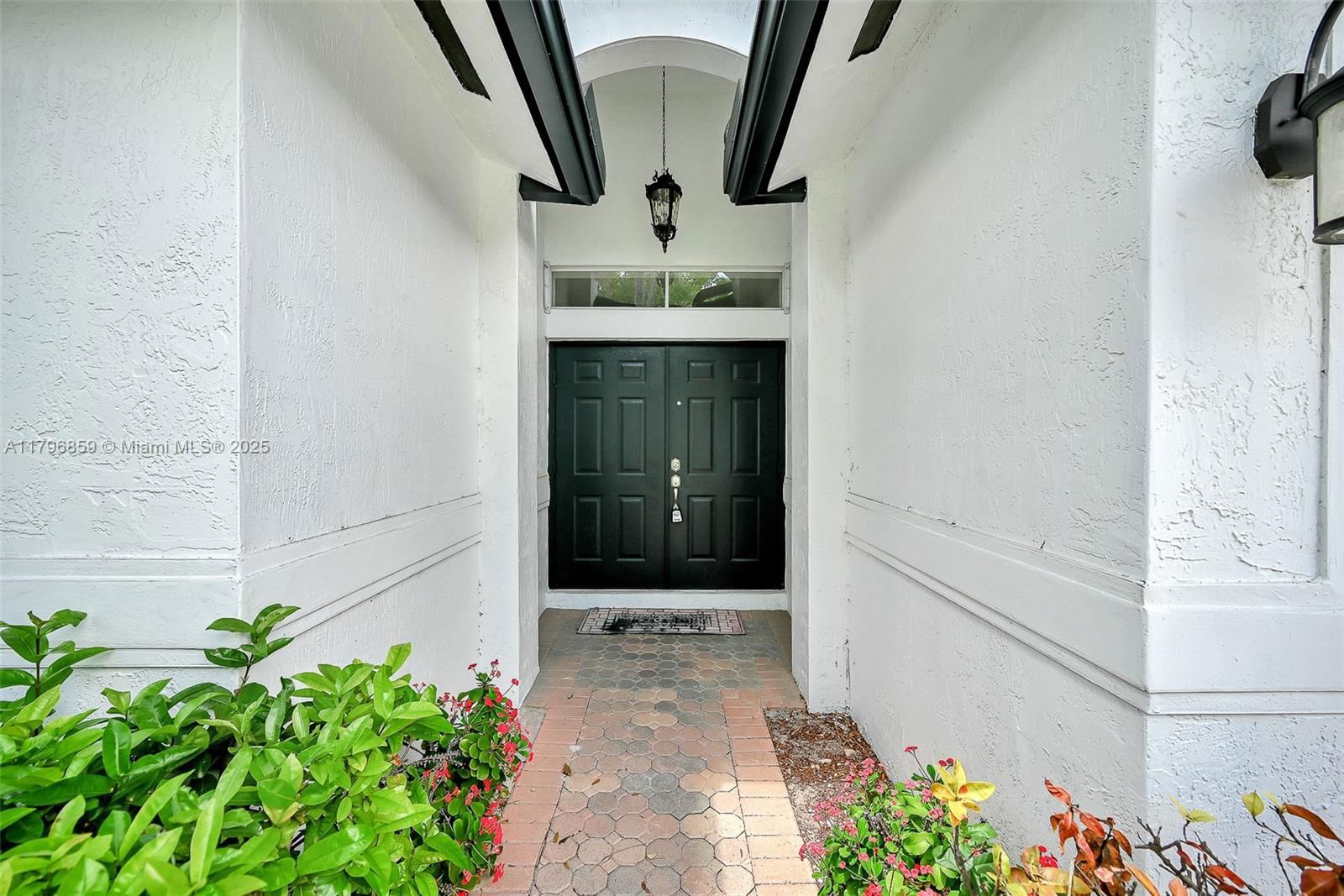 Real estate property located at 14576 161st Pl, Miami-dade, Roseway Sub, Miami, FL