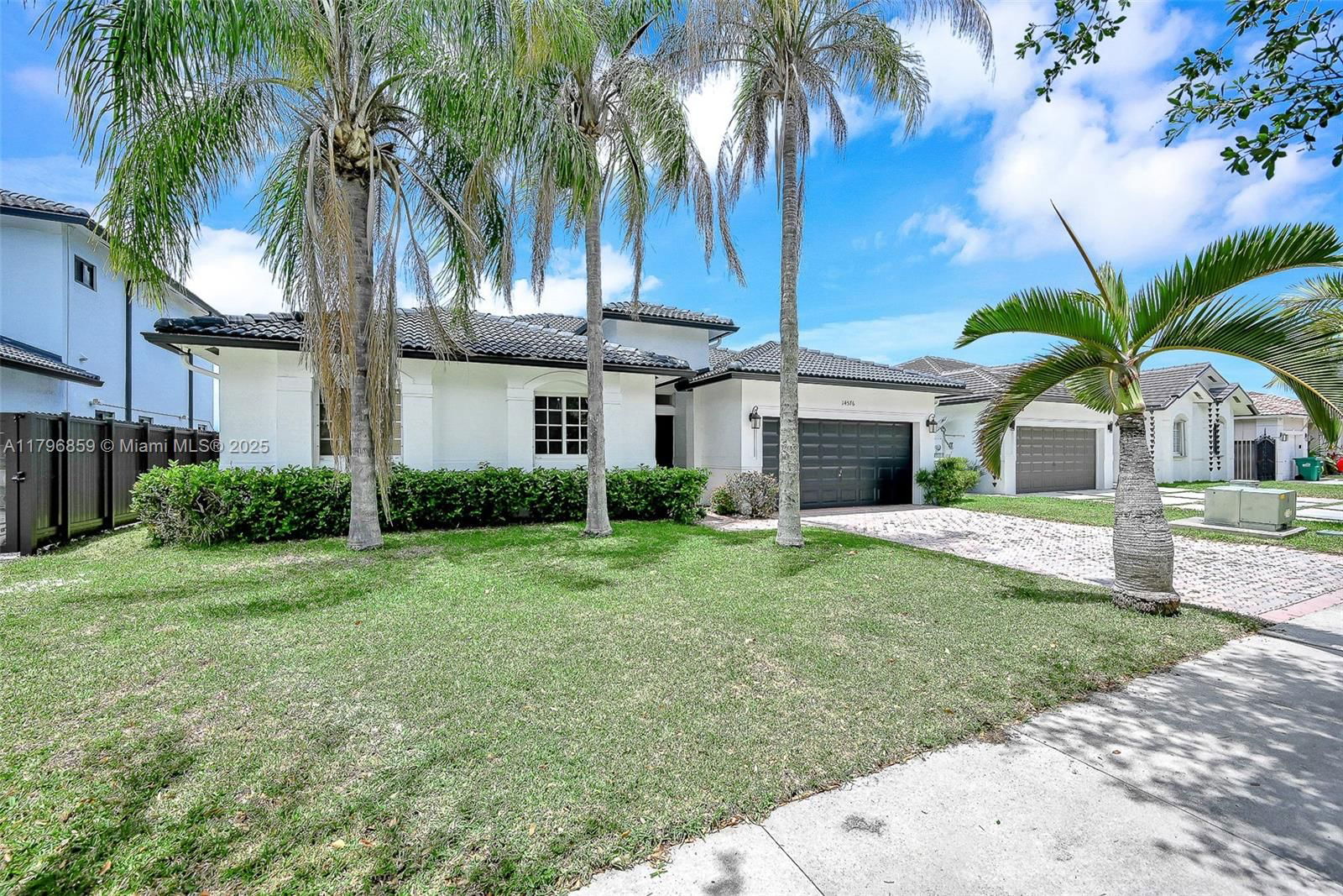 Real estate property located at 14576 161st Pl, Miami-dade, Roseway Sub, Miami, FL
