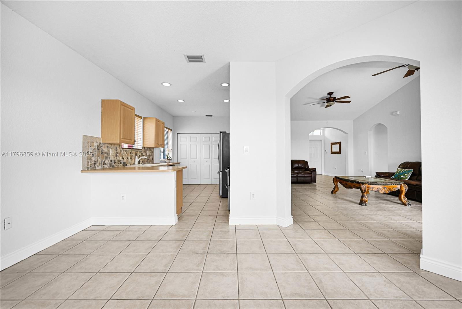 Real estate property located at 14576 161st Pl, Miami-dade, Roseway Sub, Miami, FL