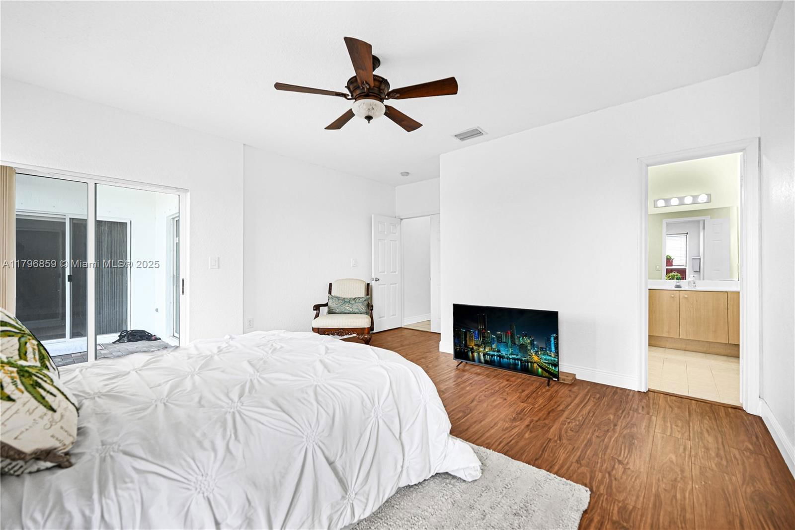 Real estate property located at 14576 161st Pl, Miami-dade, Roseway Sub, Miami, FL
