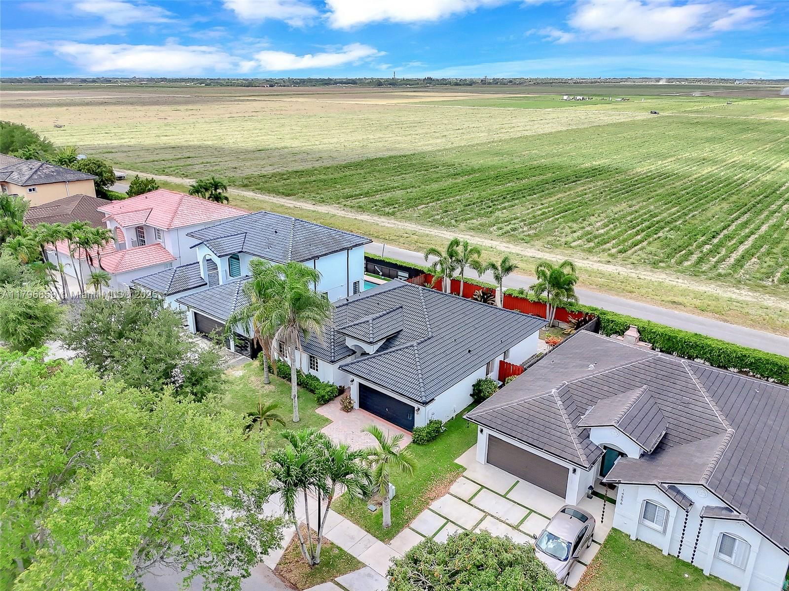 Real estate property located at 14576 161st Pl, Miami-dade, Roseway Sub, Miami, FL
