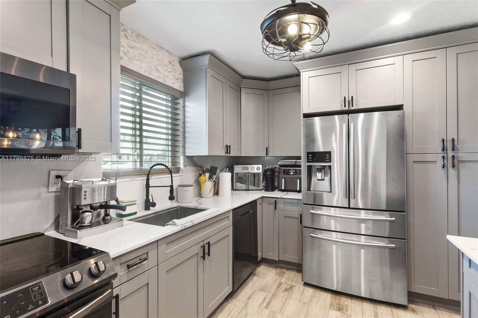 Real estate property located at 3510 87th Ave, Miami-dade, Bird Rd Highlands, Miami, FL