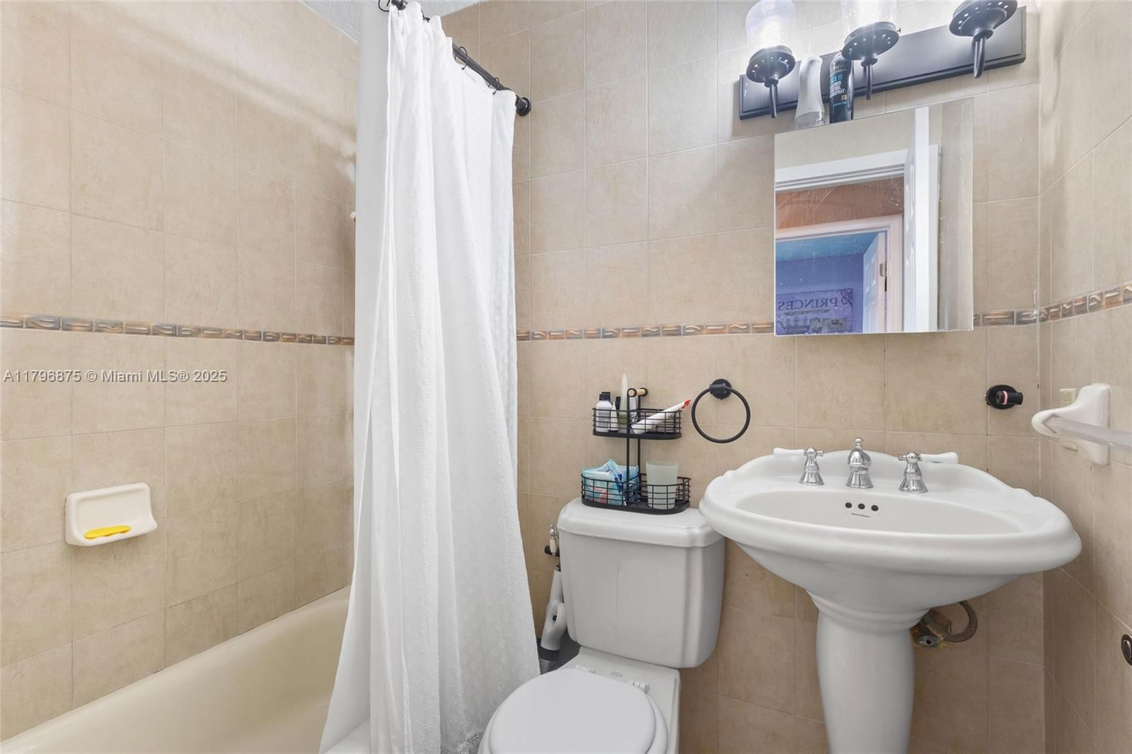 Real estate property located at 3510 87th Ave, Miami-dade, Bird Rd Highlands, Miami, FL