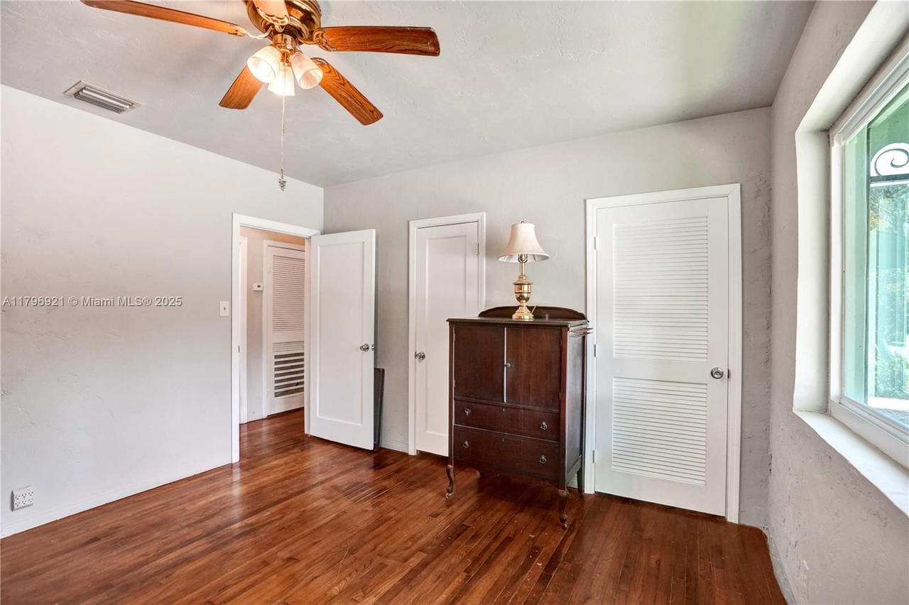Real estate property located at 326 14th Ave, Broward, Hollywood, Hollywood, FL