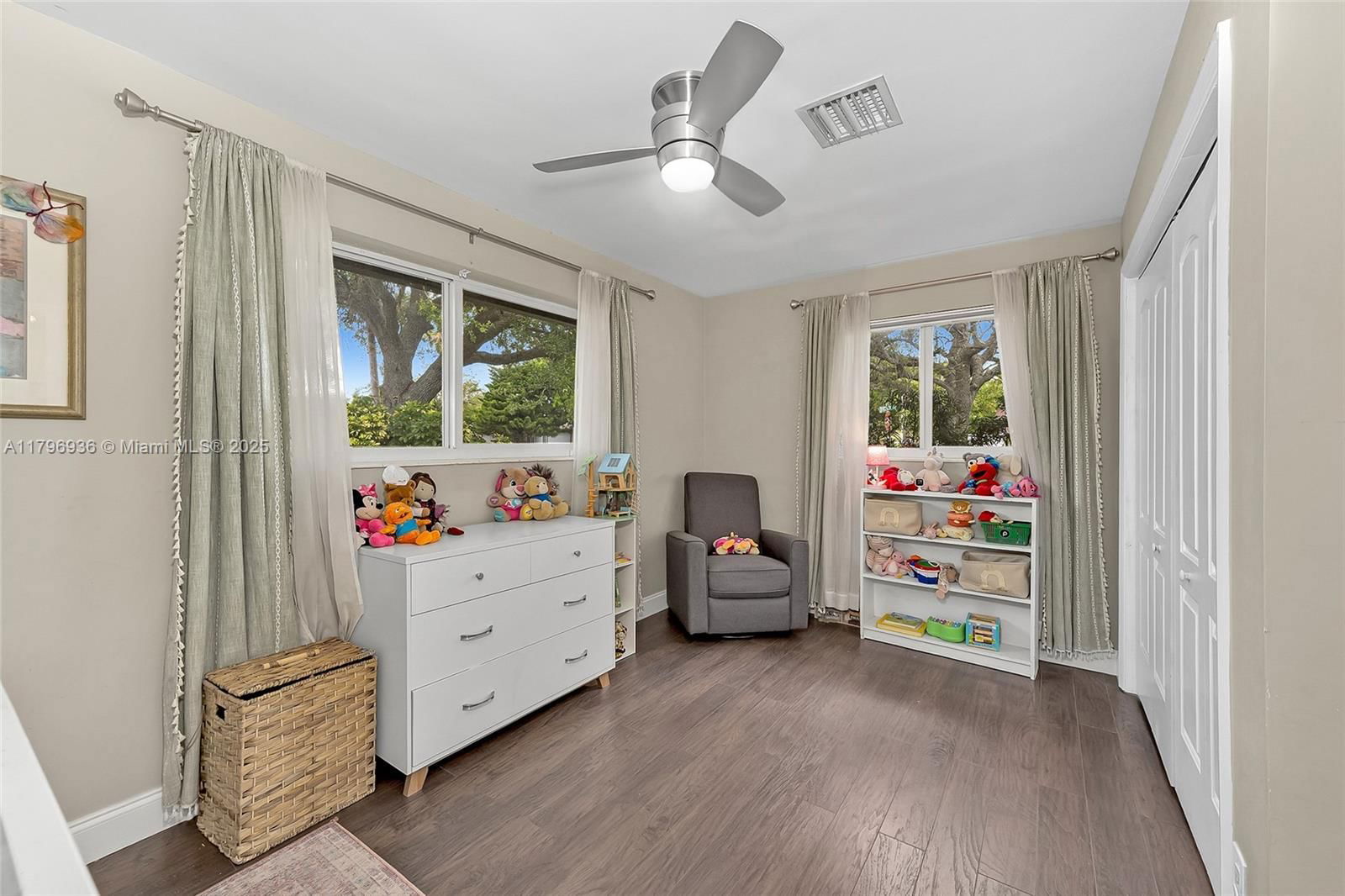 Real estate property located at 2221 46th Ave, Broward, Hollywood Hills, Hollywood, FL