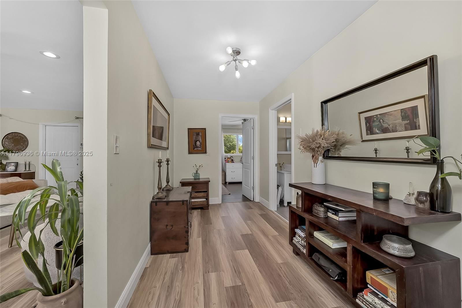 Real estate property located at 2221 46th Ave, Broward, Hollywood Hills, Hollywood, FL