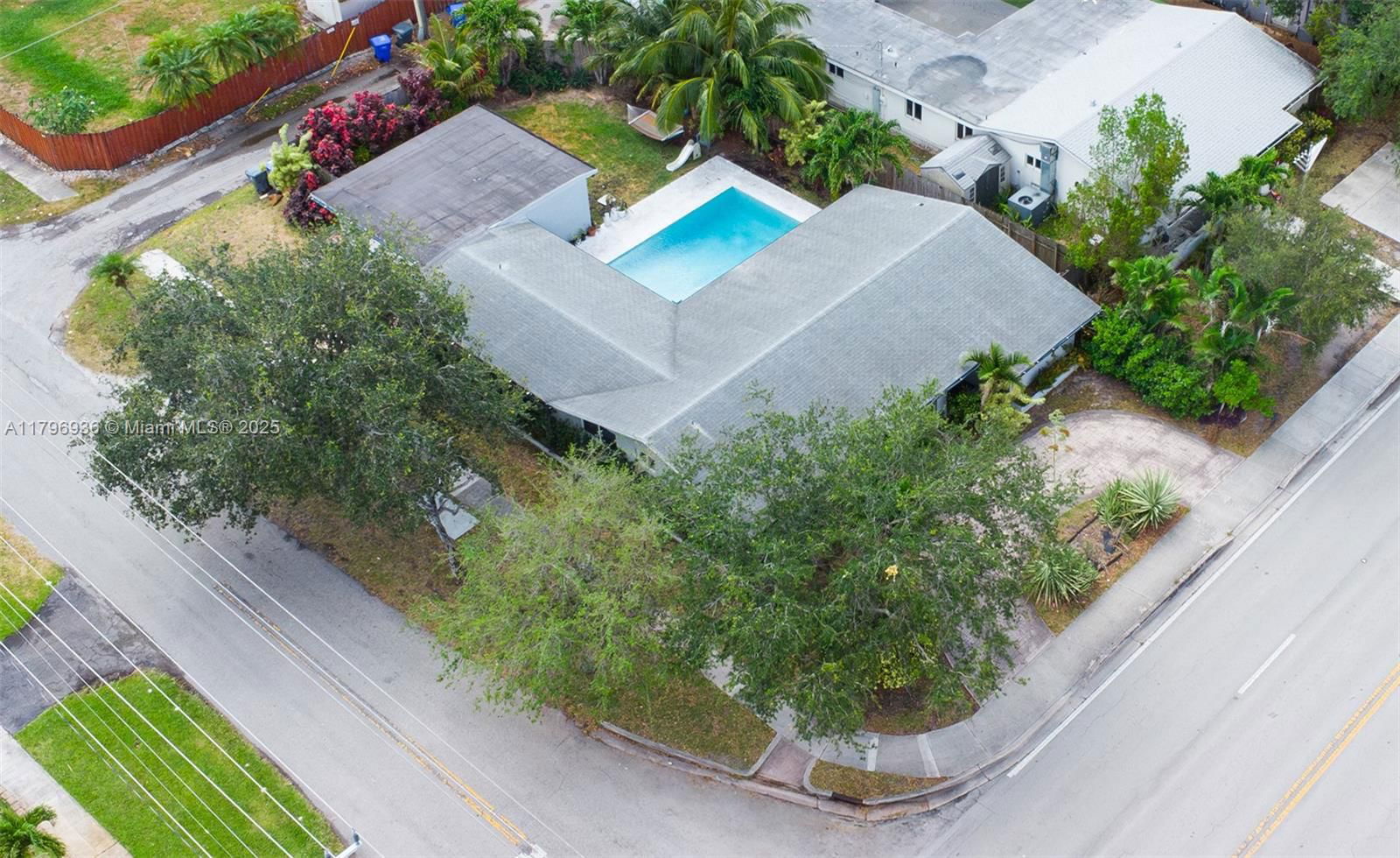 Real estate property located at 2221 46th Ave, Broward, Hollywood Hills, Hollywood, FL
