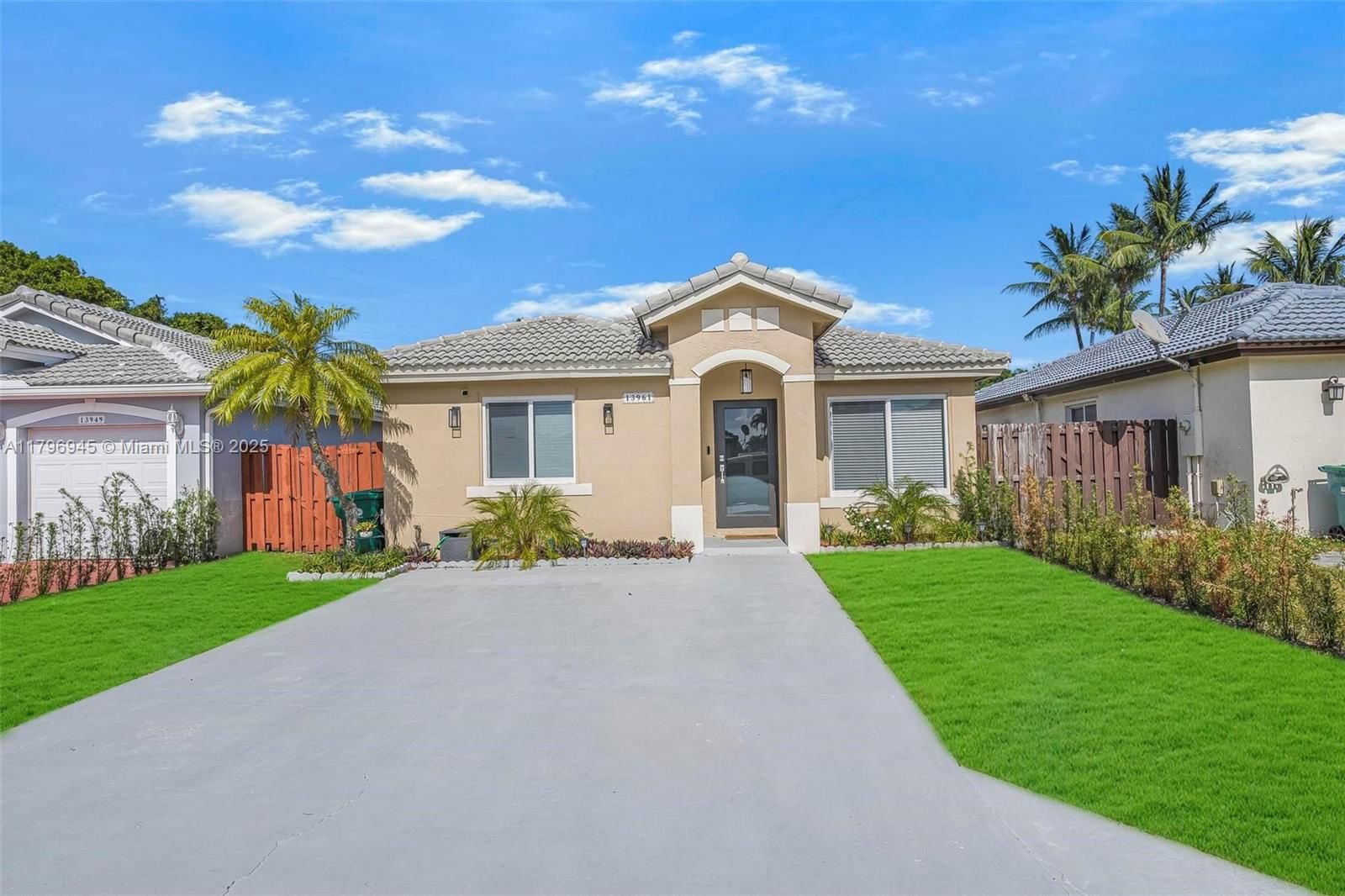 Real estate property located at 13961 150th Ct, Miami-dade, Brightons Meadow Landings, Miami, FL