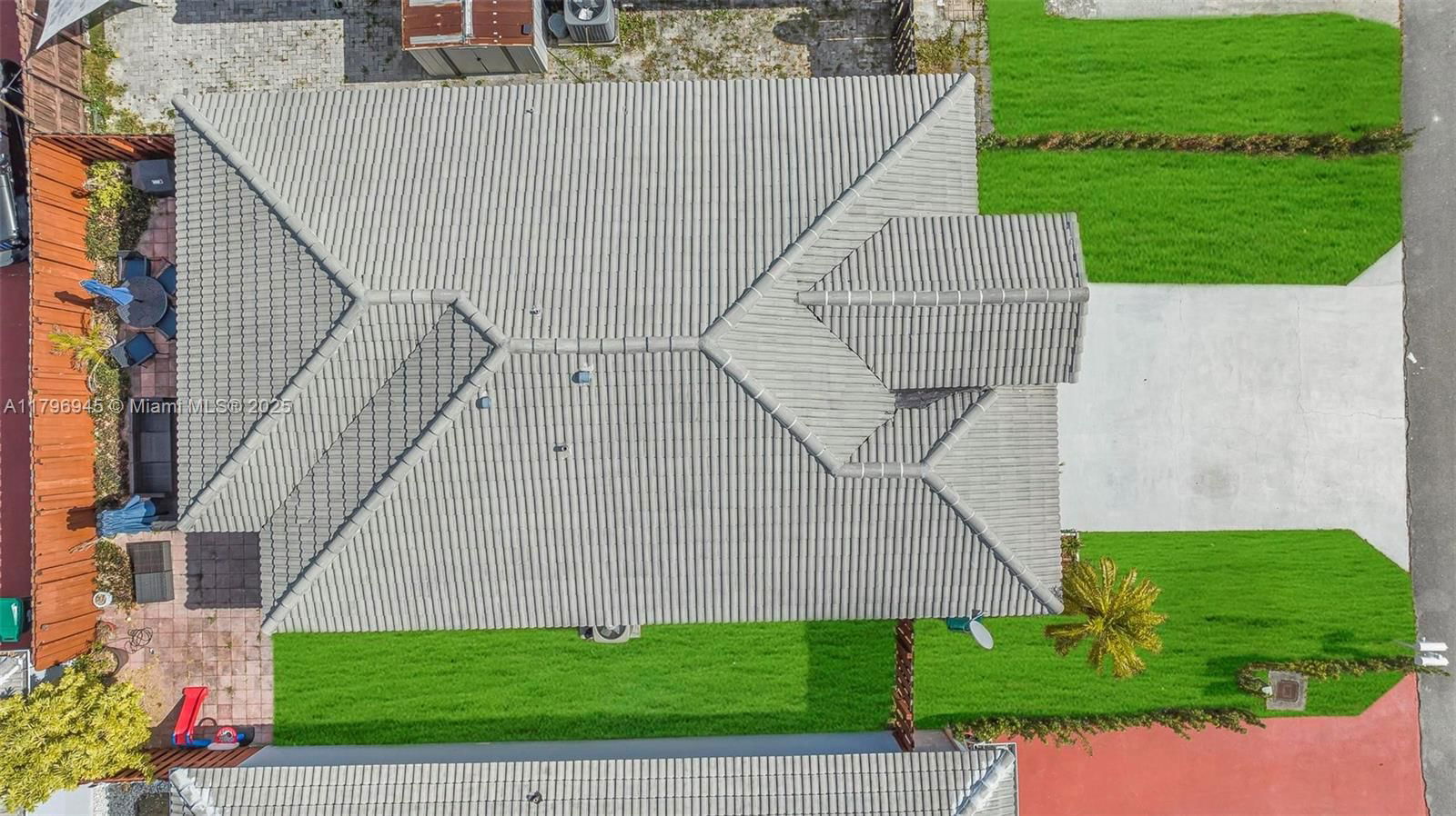 Real estate property located at 13961 150th Ct, Miami-dade, Brightons Meadow Landings, Miami, FL