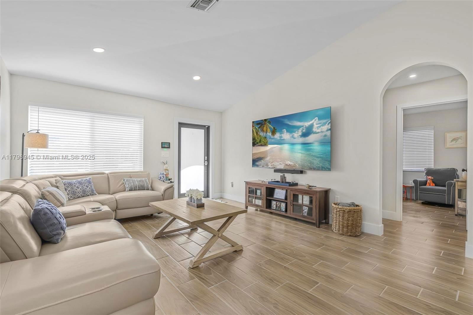 Real estate property located at 13961 150th Ct, Miami-dade, Brightons Meadow Landings, Miami, FL