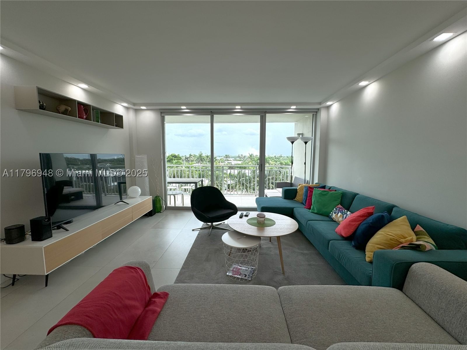 Real estate property located at 9500 Bay Harbor Dr #6B, Miami-dade, St Regis Apts Condo, Bay Harbor Islands, FL