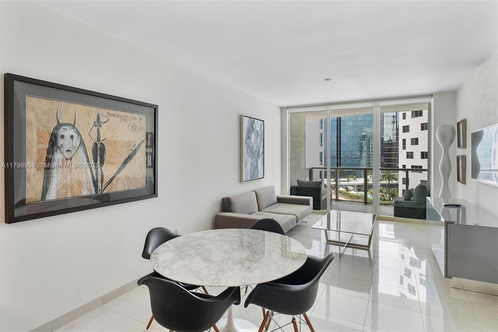 Real estate property located at 218 14th St #1804, Miami-dade, The Emerald At Brickell C, Miami, FL