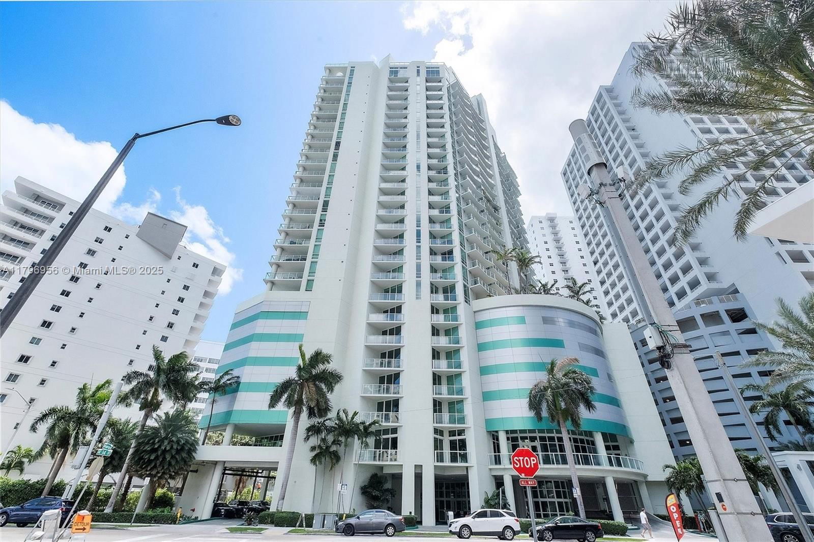 Real estate property located at 218 14th St #1804, Miami-dade, The Emerald At Brickell C, Miami, FL
