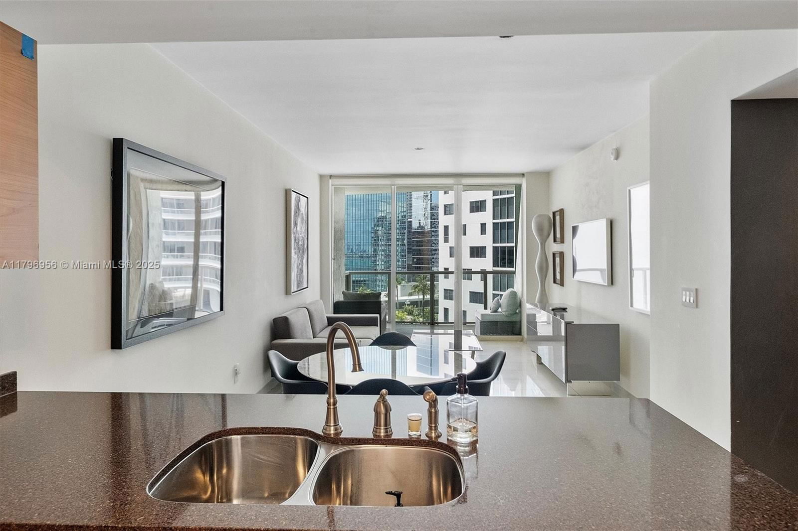 Real estate property located at 218 14th St #1804, Miami-dade, The Emerald At Brickell C, Miami, FL