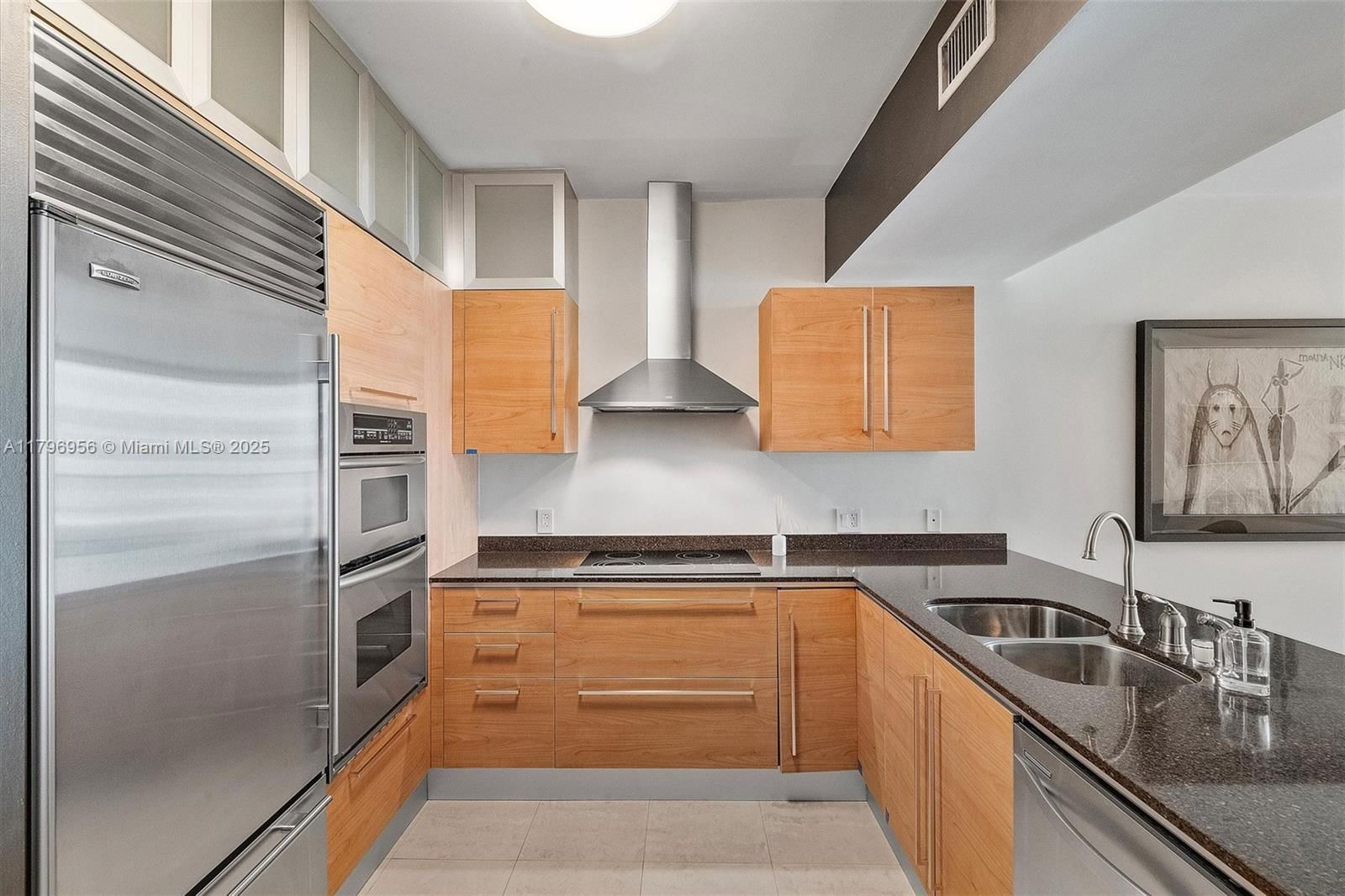 Real estate property located at 218 14th St #1804, Miami-dade, The Emerald At Brickell C, Miami, FL