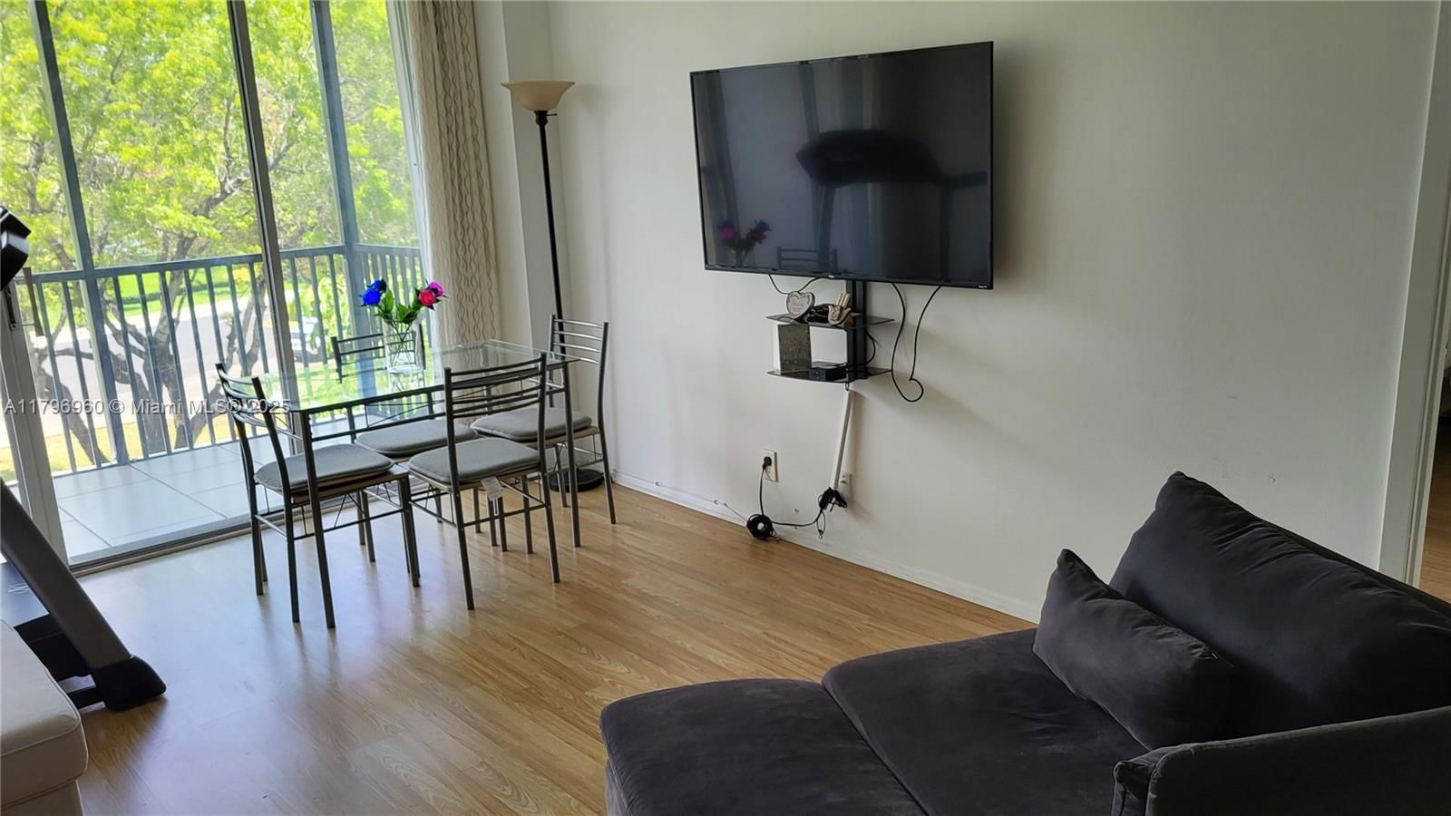 Real estate property located at 3401 Country Club Dr #410, Miami-dade, Ensenada Condo Bldg E-i, Aventura, FL