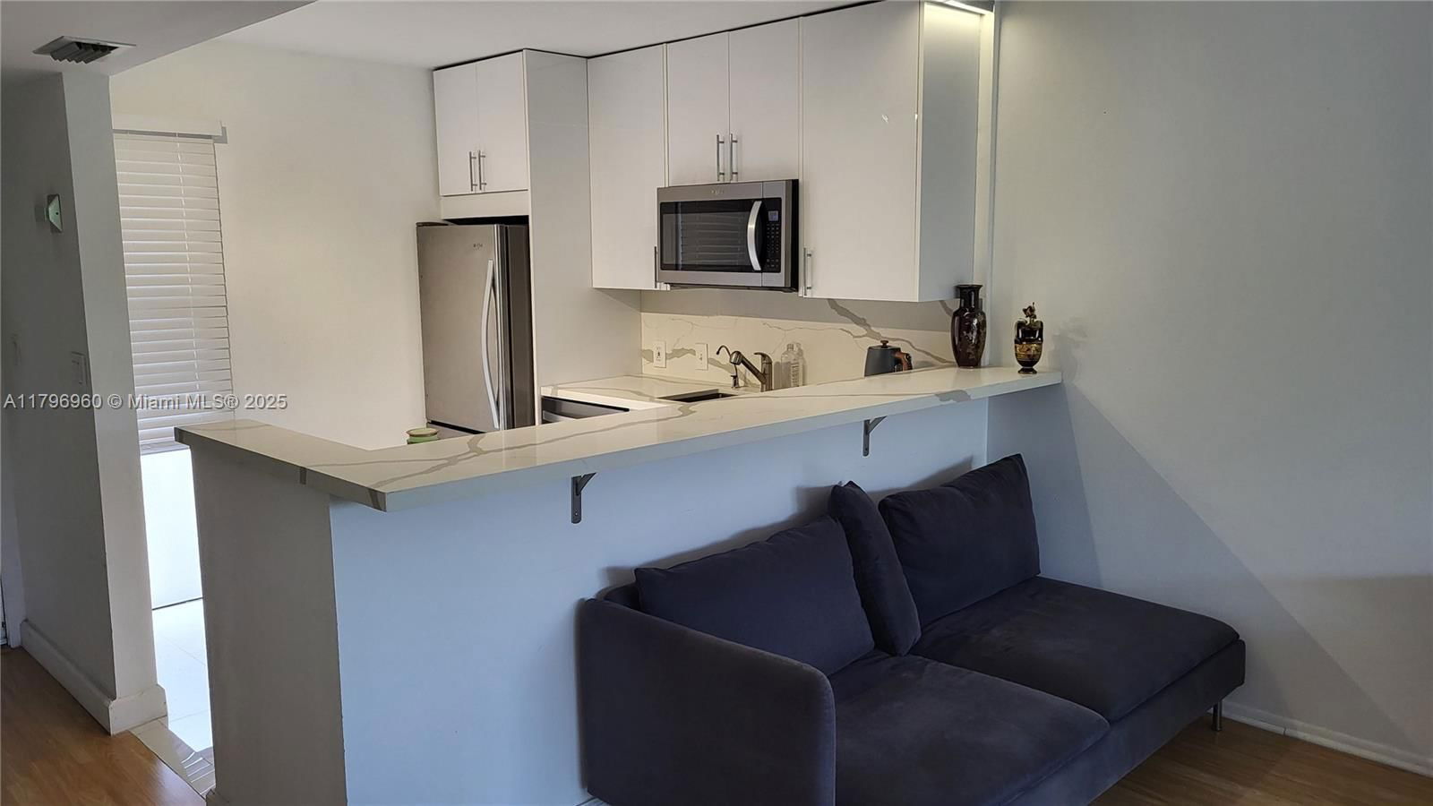 Real estate property located at 3401 Country Club Dr #410, Miami-dade, Ensenada Condo Bldg E-i, Aventura, FL
