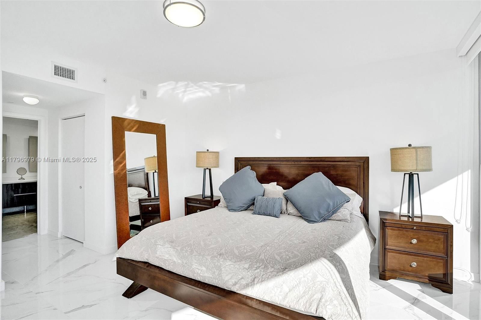 Real estate property located at 488 18th St #208, Miami-dade, Aria On The Bay Condo, Miami, FL