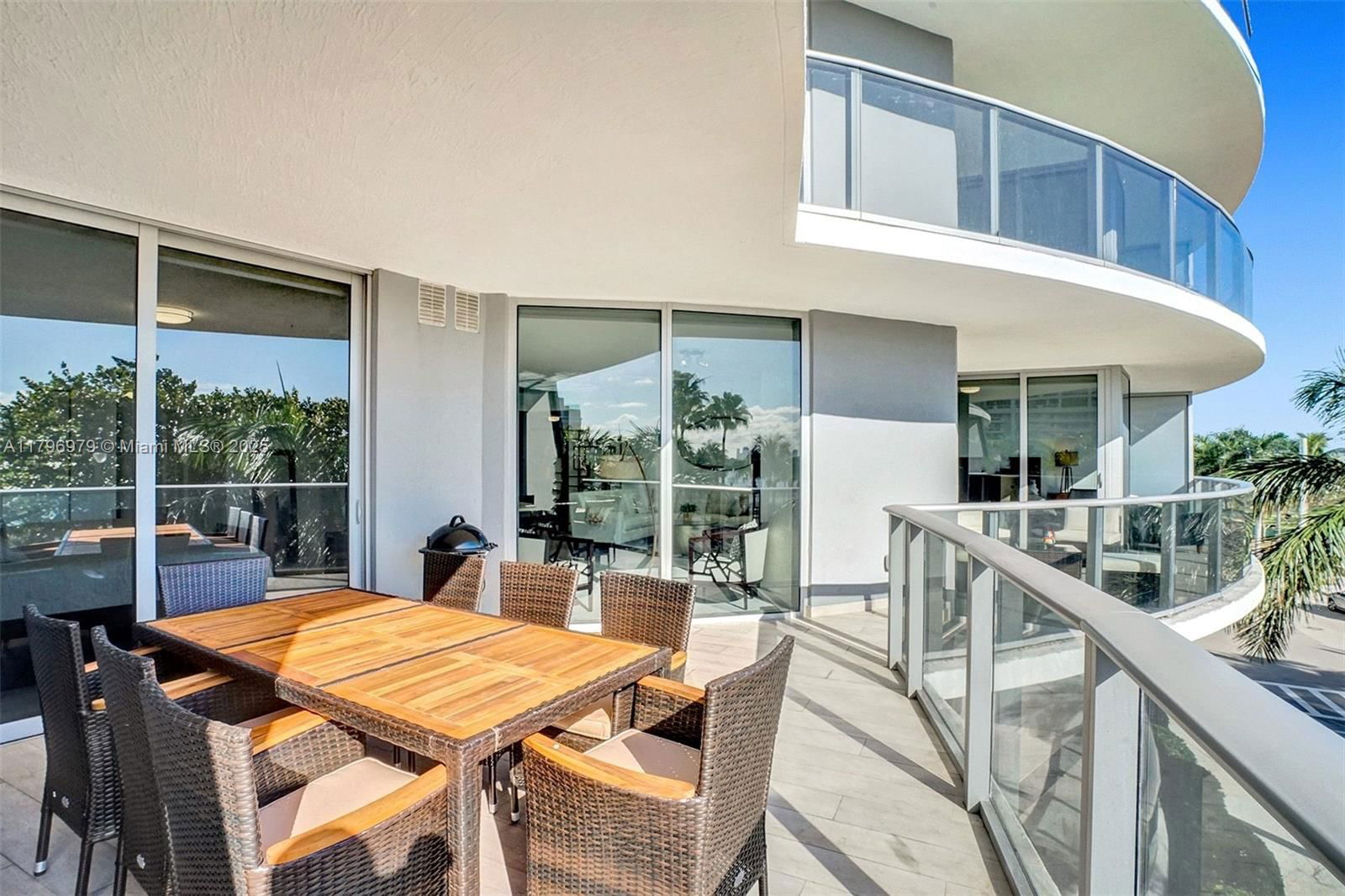 Real estate property located at 488 18th St #208, Miami-dade, Aria On The Bay Condo, Miami, FL