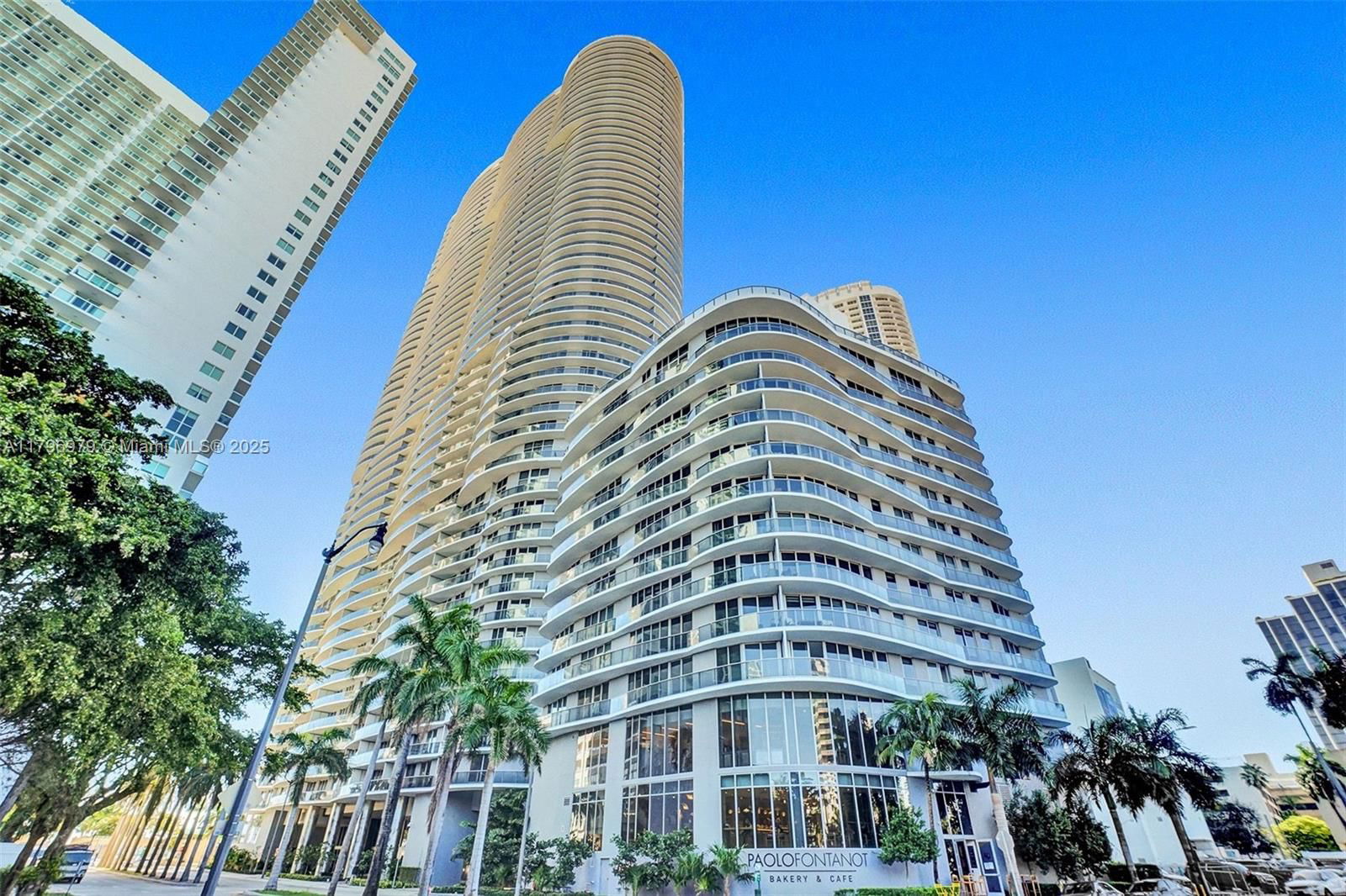 Real estate property located at 488 18th St #208, Miami-dade, Aria On The Bay Condo, Miami, FL