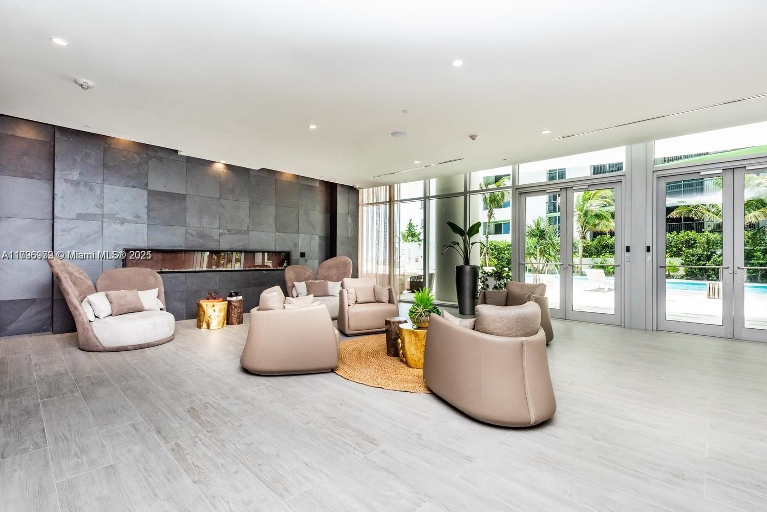 Real estate property located at 488 18th St #208, Miami-dade, Aria On The Bay Condo, Miami, FL