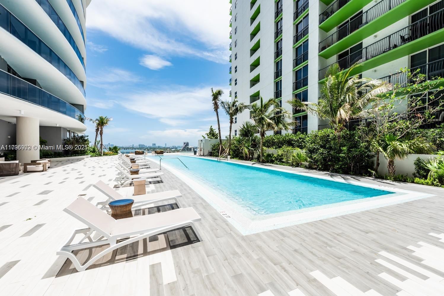 Real estate property located at 488 18th St #208, Miami-dade, Aria On The Bay Condo, Miami, FL