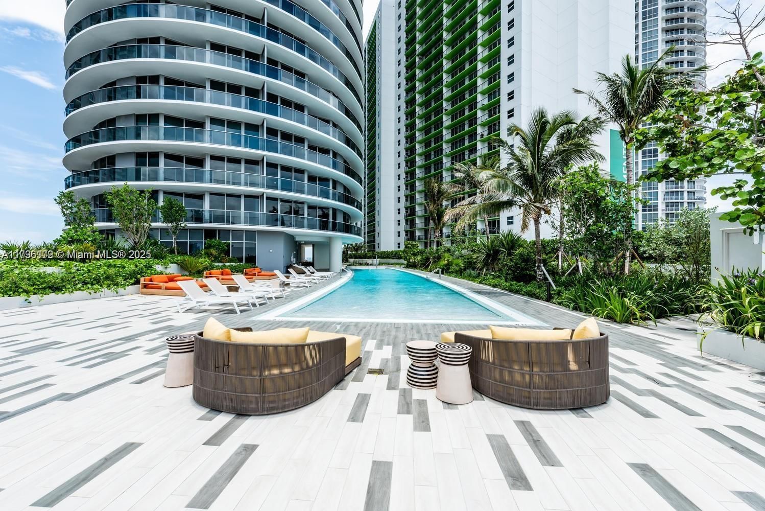 Real estate property located at 488 18th St #208, Miami-dade, Aria On The Bay Condo, Miami, FL