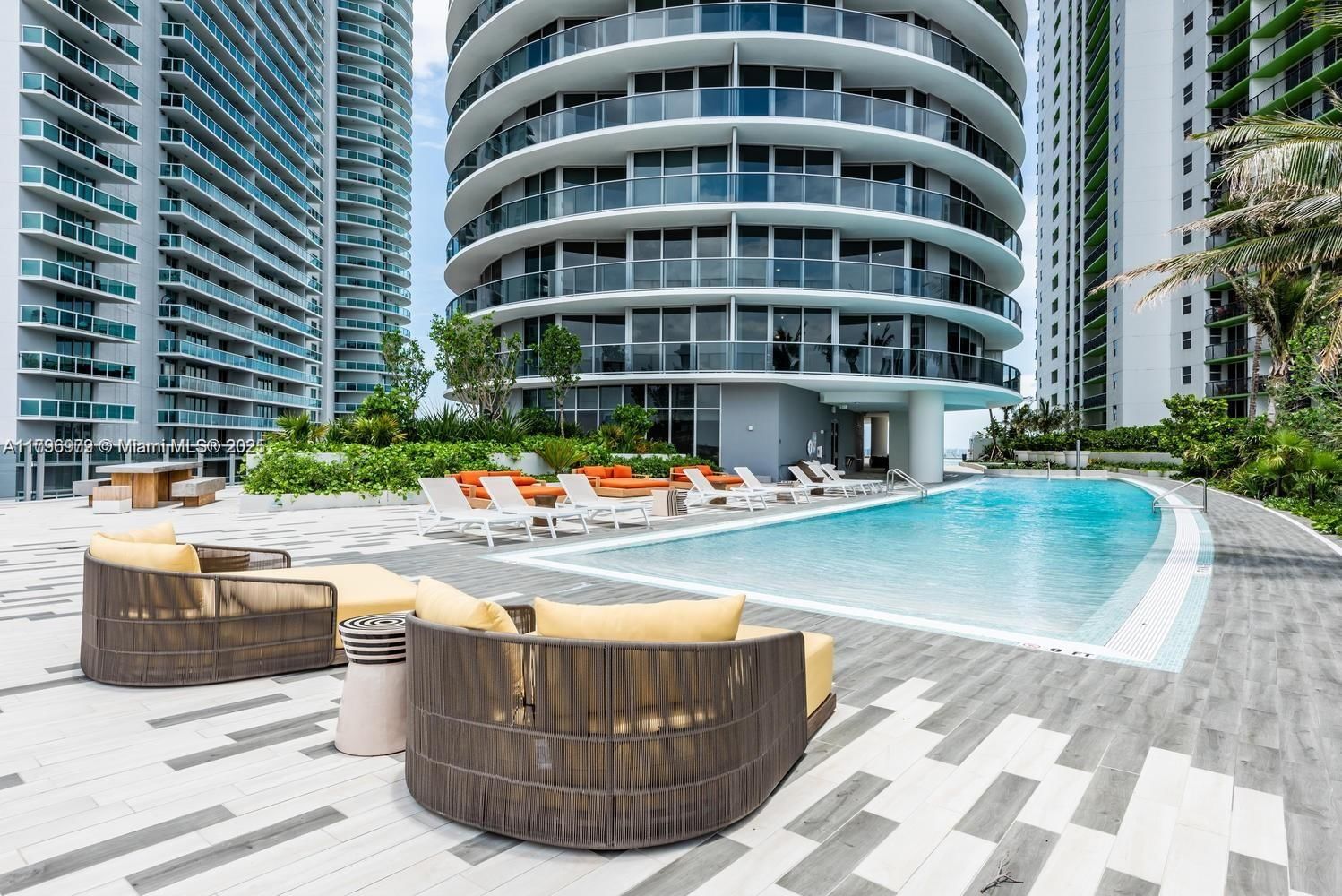 Real estate property located at 488 18th St #208, Miami-dade, Aria On The Bay Condo, Miami, FL