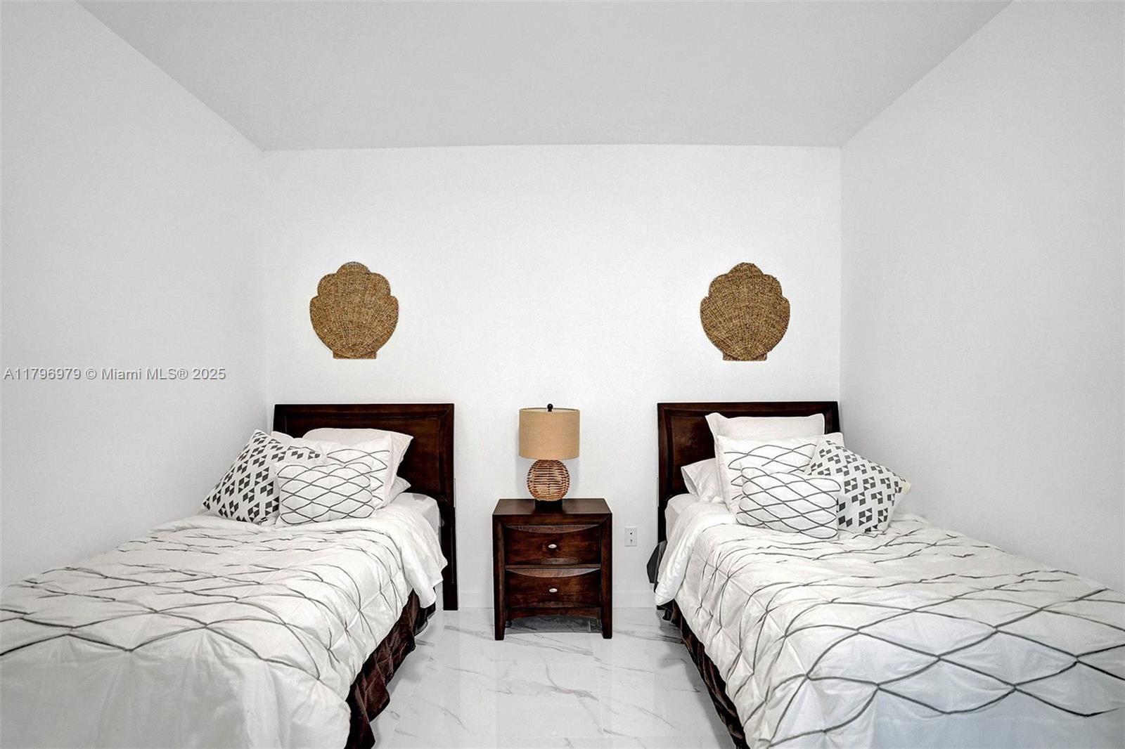 Real estate property located at 488 18th St #208, Miami-dade, Aria On The Bay Condo, Miami, FL