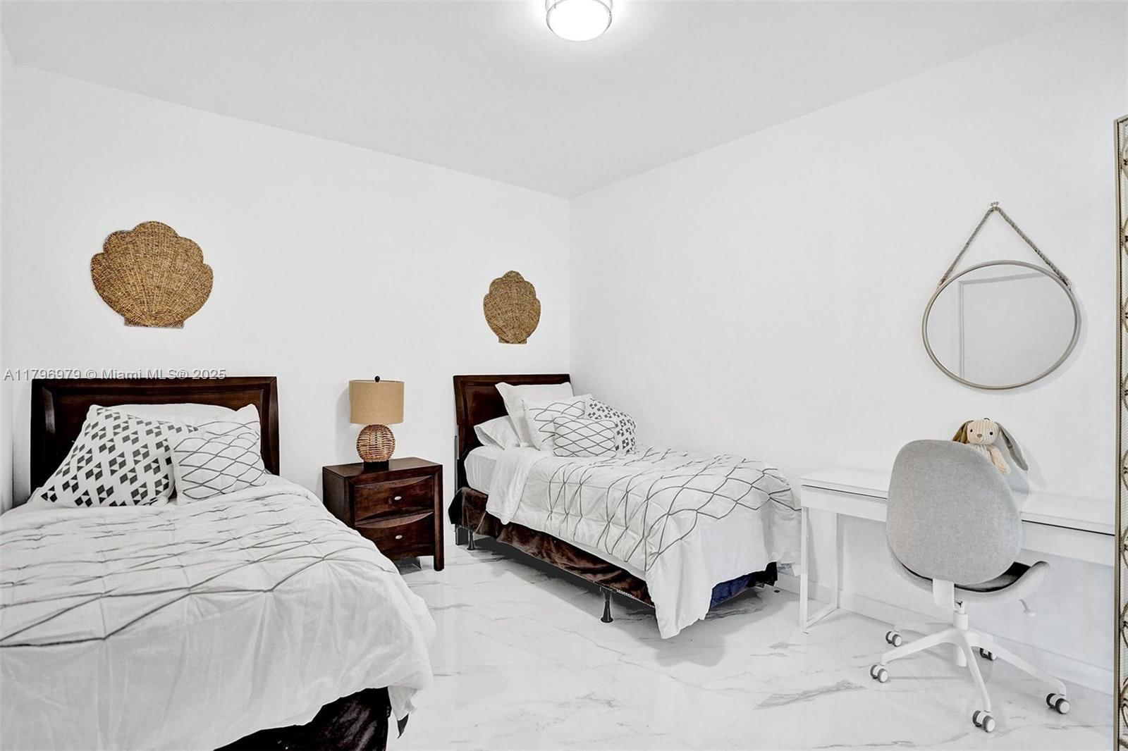 Real estate property located at 488 18th St #208, Miami-dade, Aria On The Bay Condo, Miami, FL