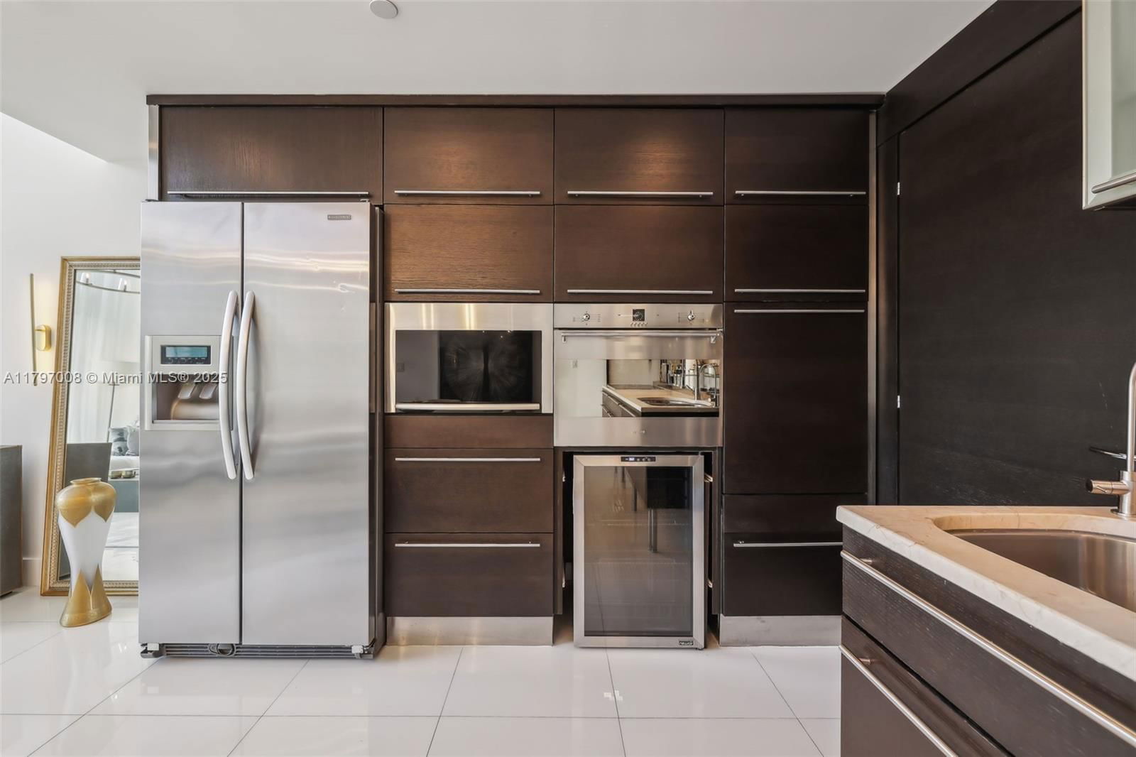 Real estate property located at 6000 Collins Ave #304, Miami-dade, Terra Beachside Condo, Miami Beach, FL