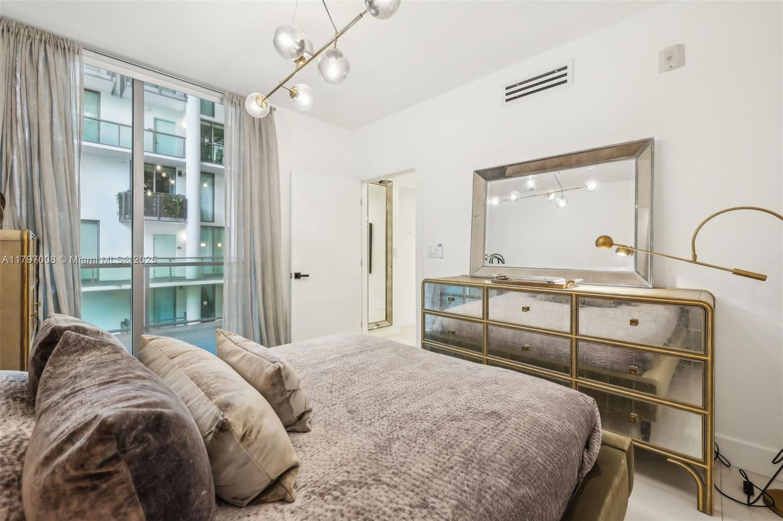 Real estate property located at 6000 Collins Ave #304, Miami-dade, Terra Beachside Condo, Miami Beach, FL